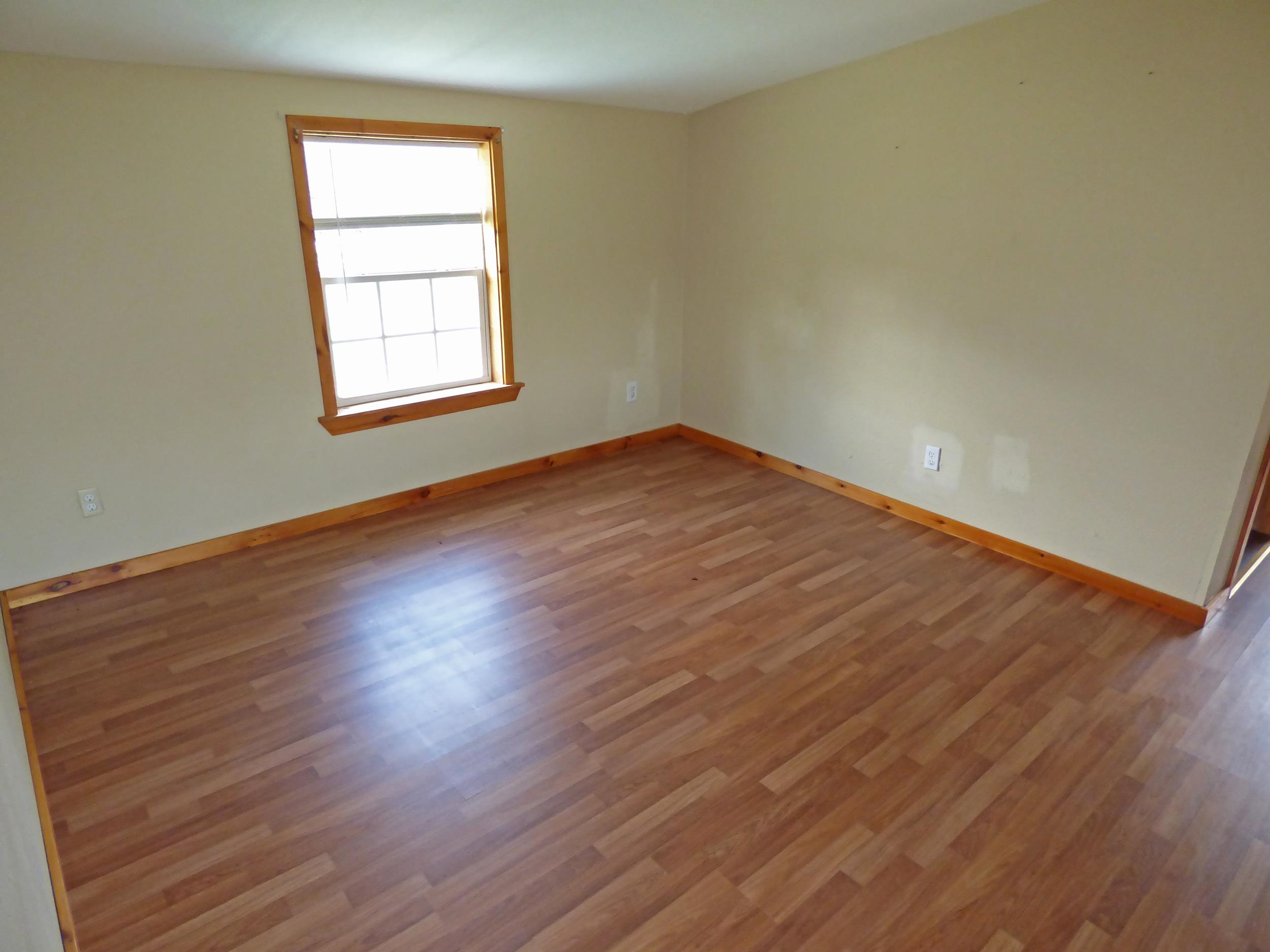 7434 E Hwy 58 Williford, AR 72482