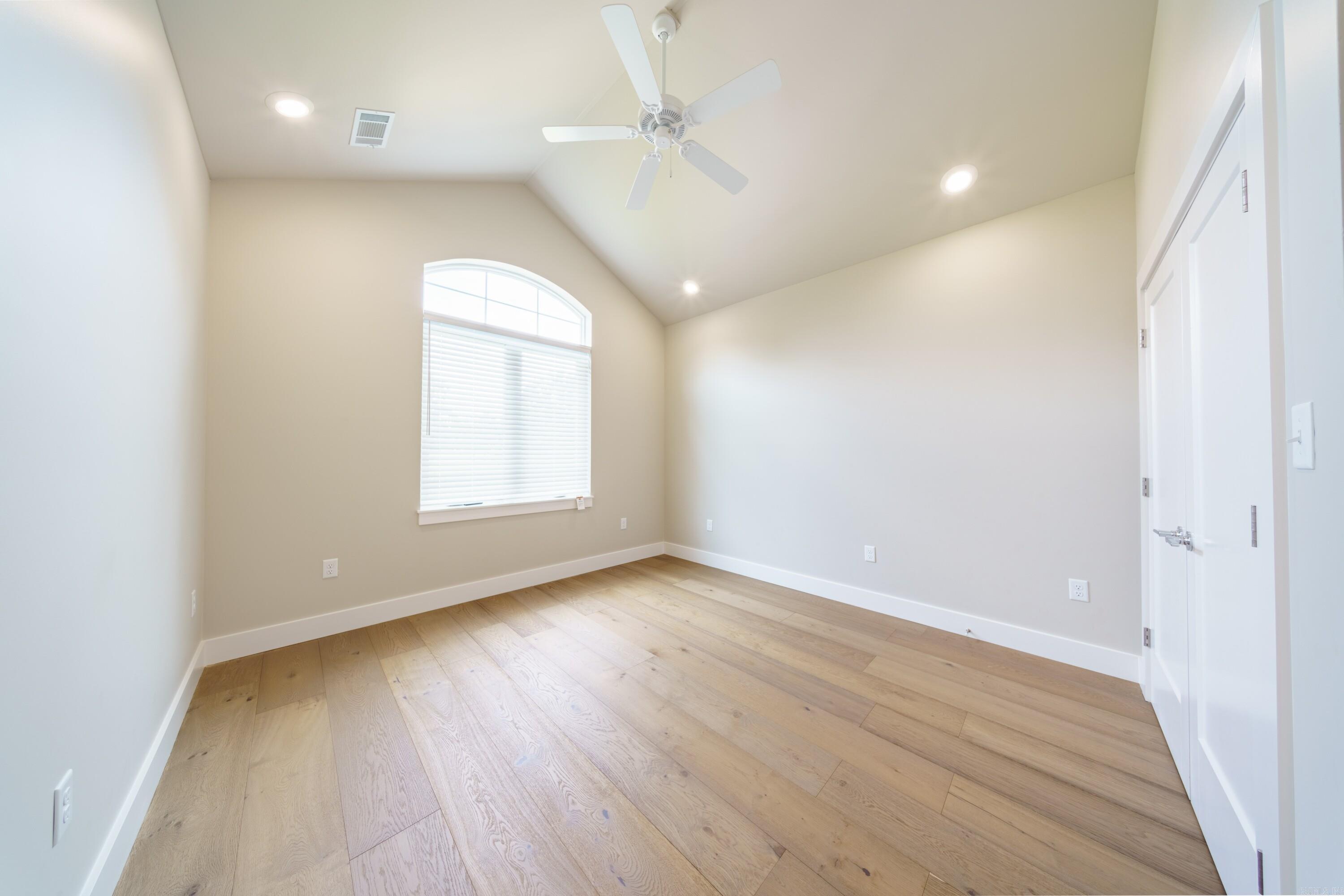 8015 W Hwy 412  Paragould, AR