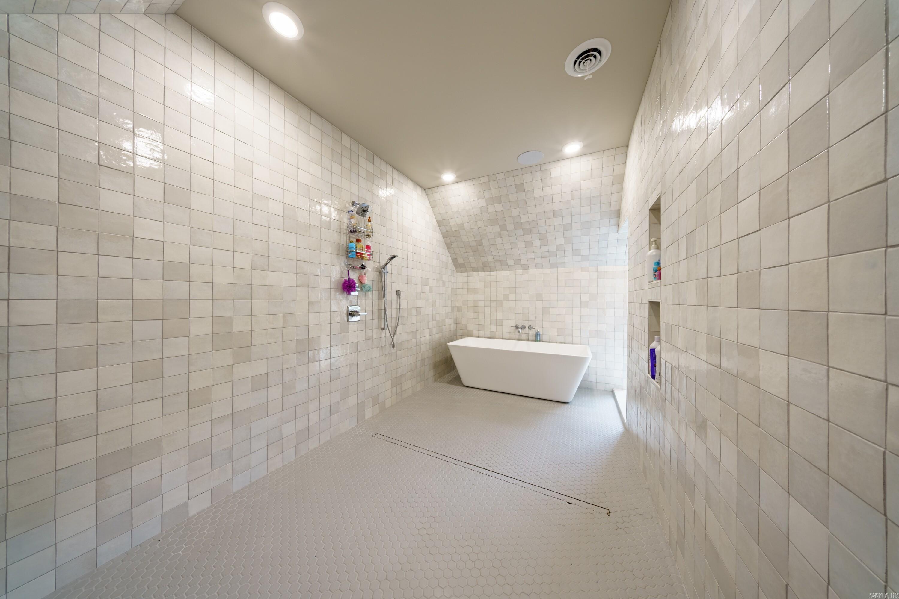 8015 W Hwy 412  Paragould, AR