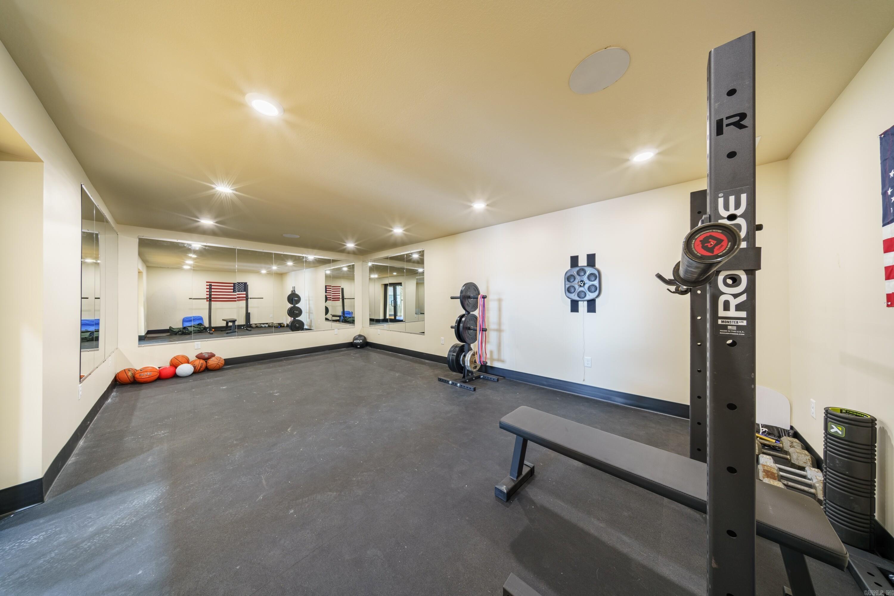 8015 W Hwy 412  Paragould, AR