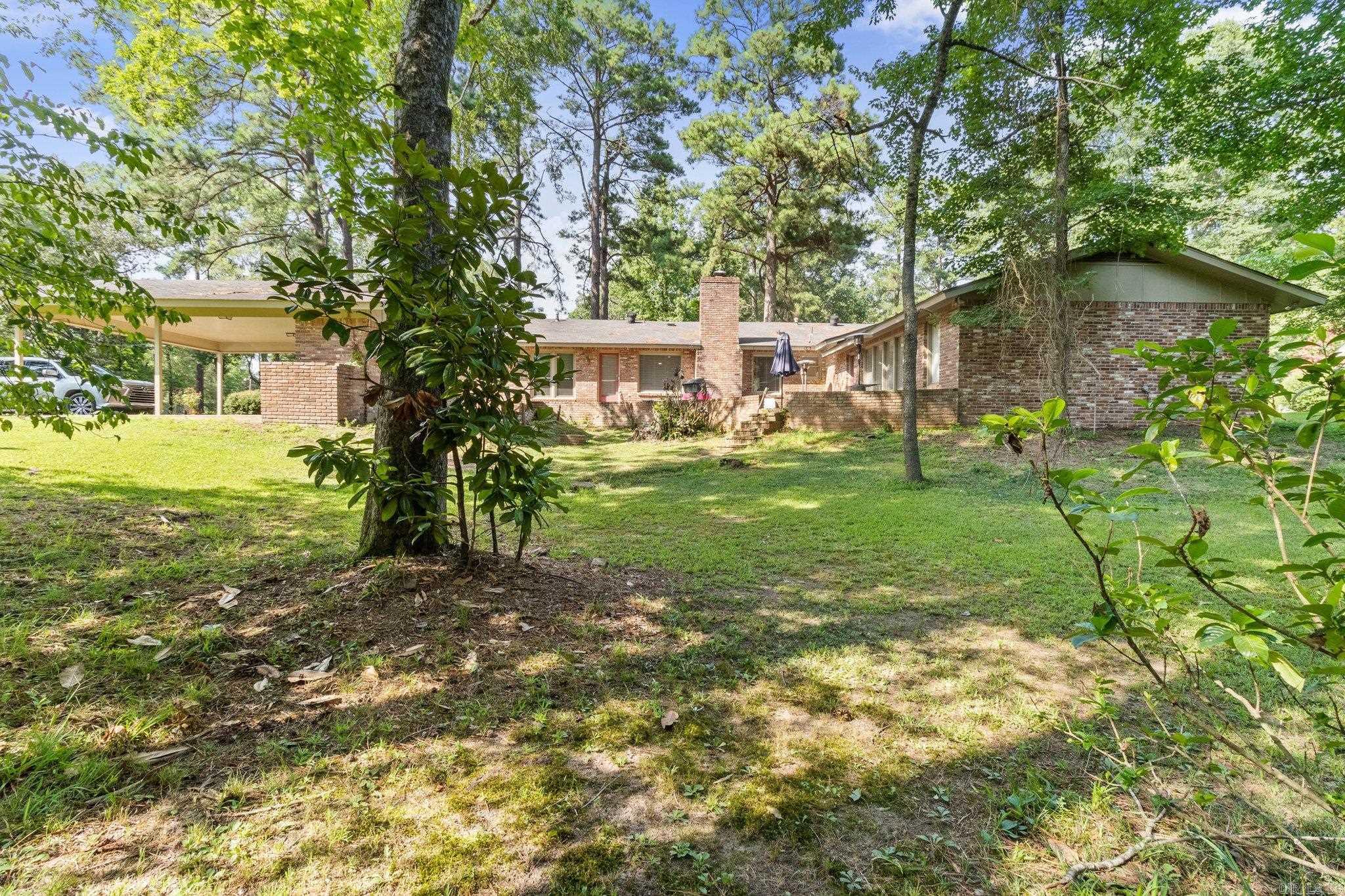 1 HILLCROFT ST  Pine Bluff, AR