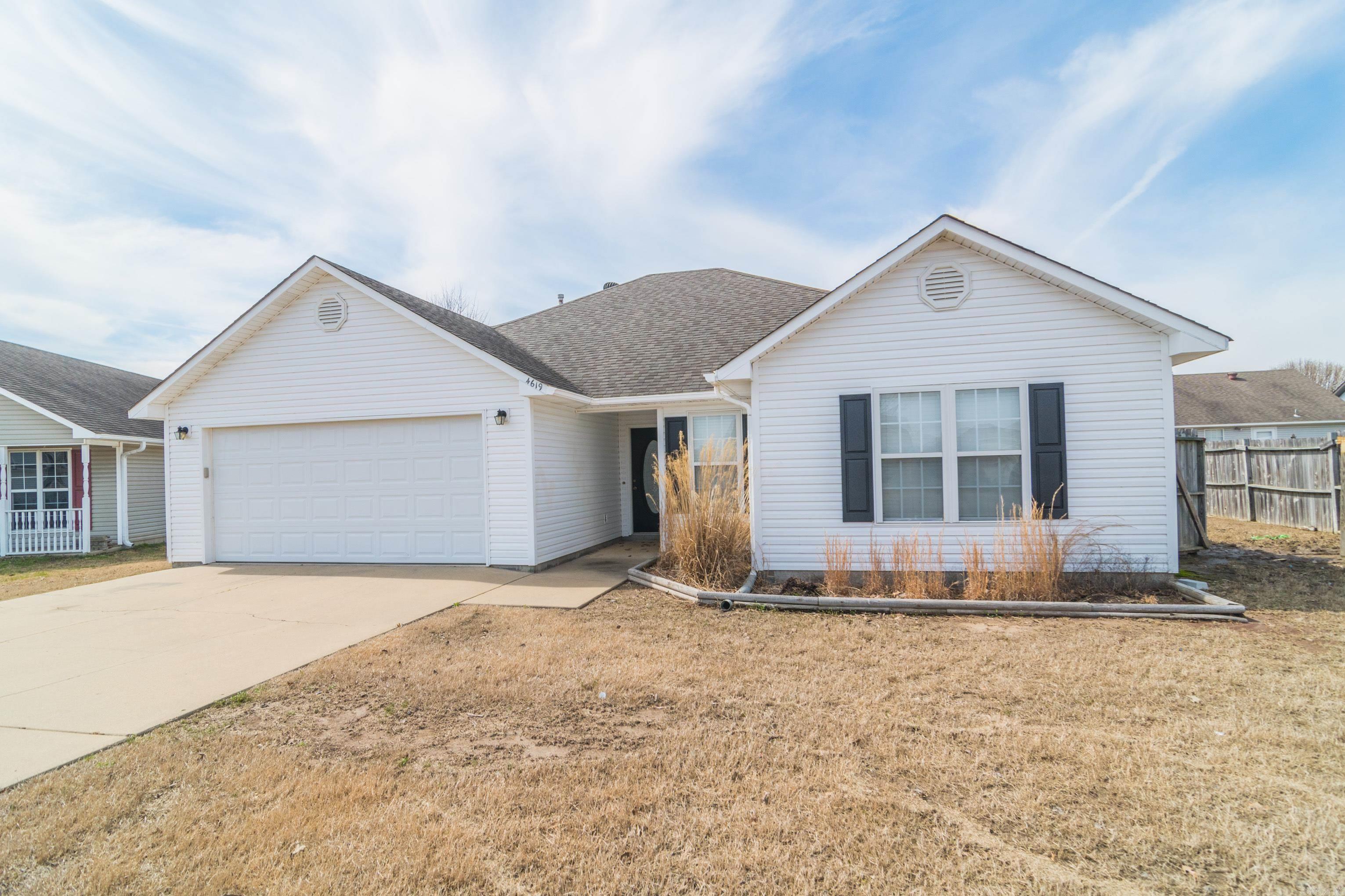 900 Gloucester  Jonesboro, AR