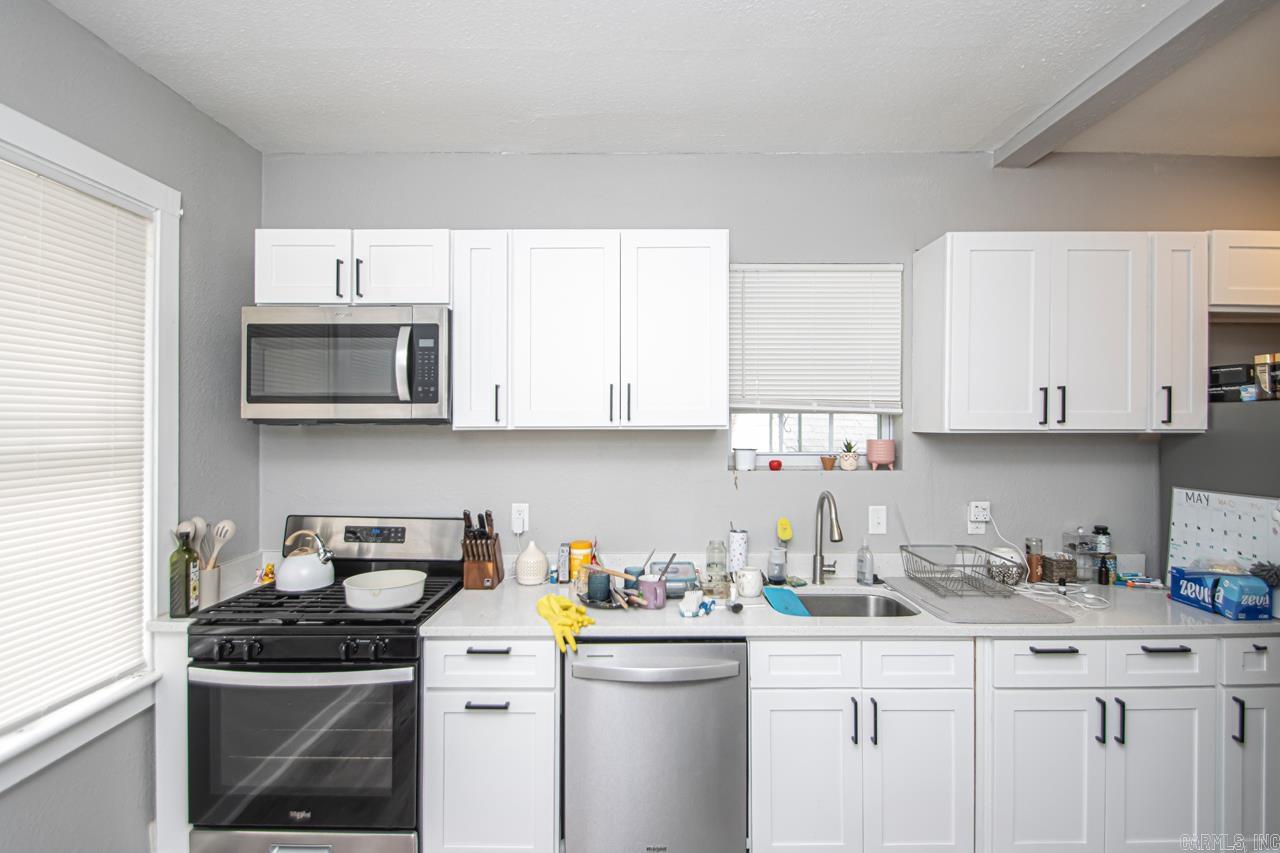 1870 S Izard  Little Rock, AR