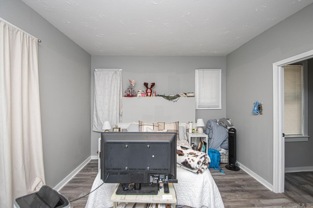 1870 S Izard  Little Rock, AR