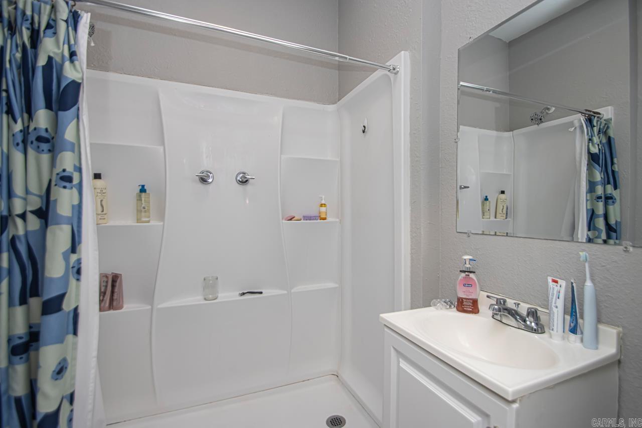 1870 S Izard  Little Rock, AR