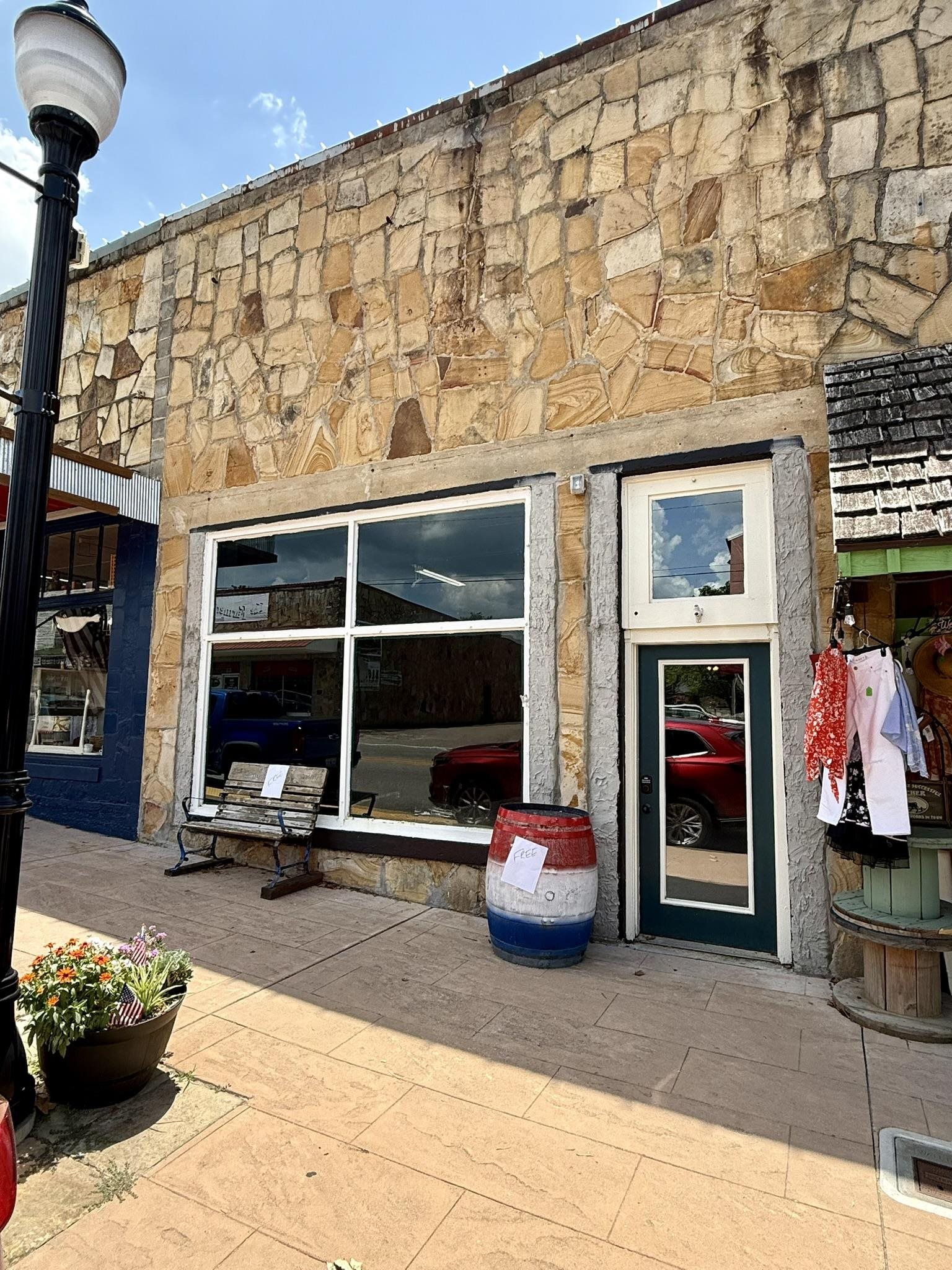 224 W Main Street  Mountain View, AR