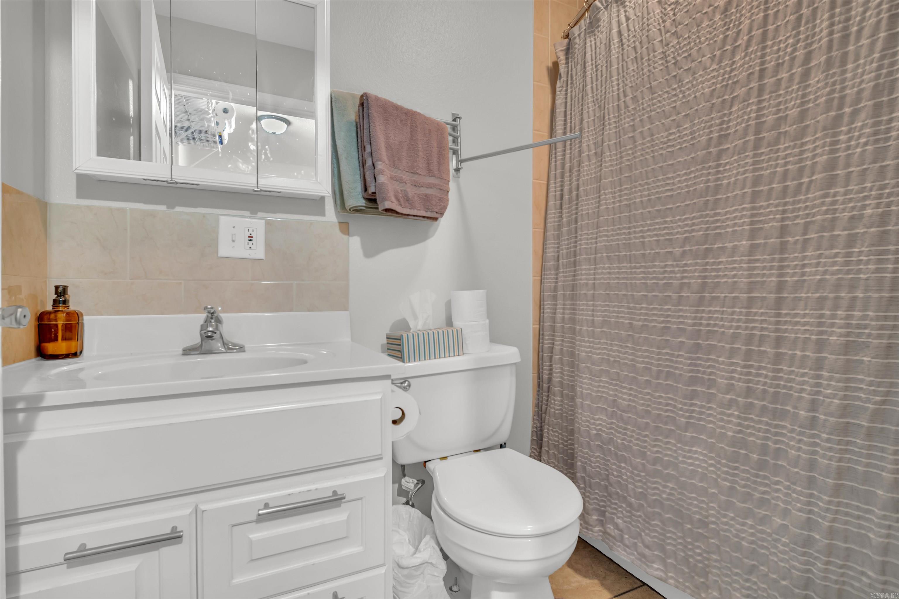 111 Commerce  Morrilton, AR