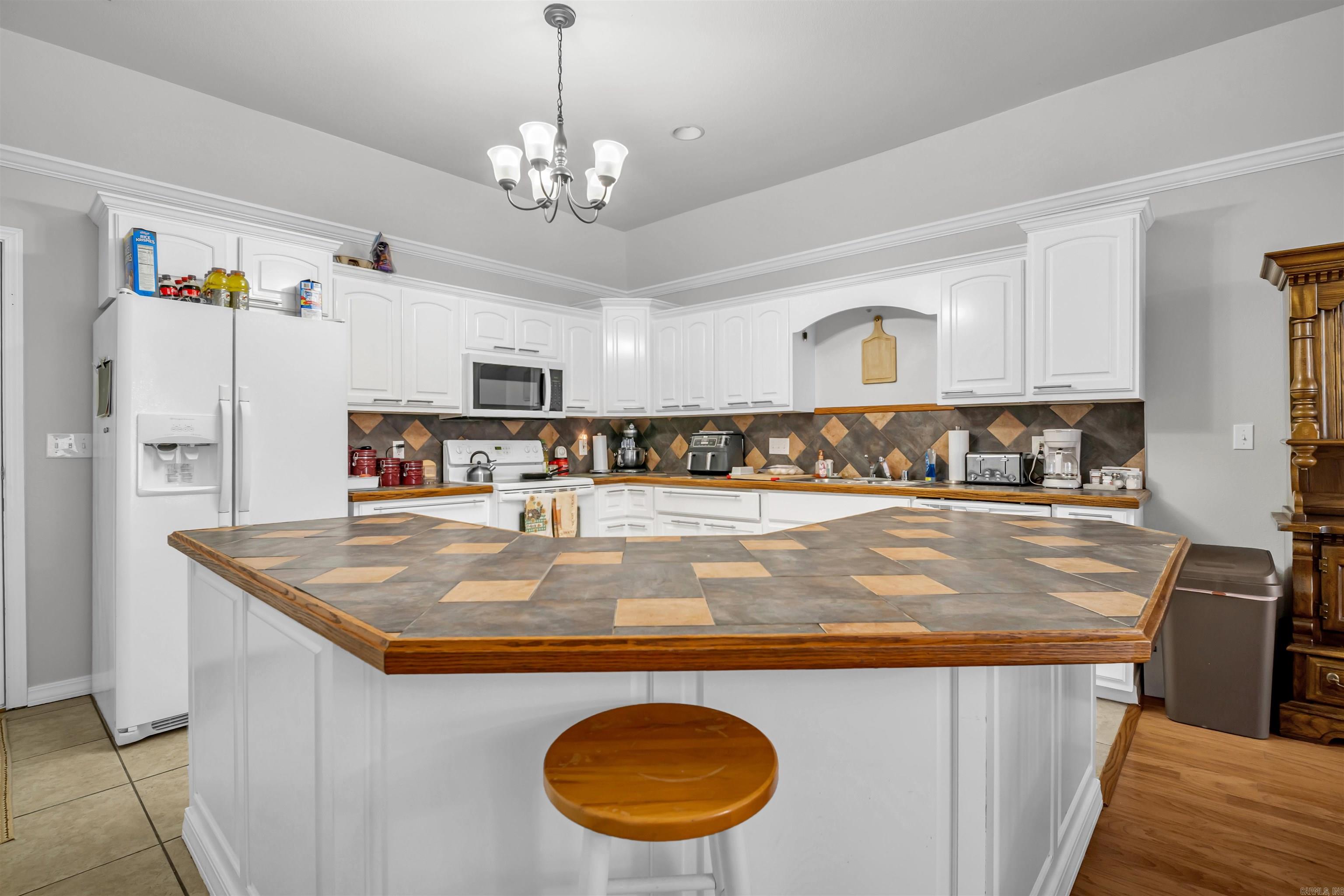 111 Commerce  Morrilton, AR