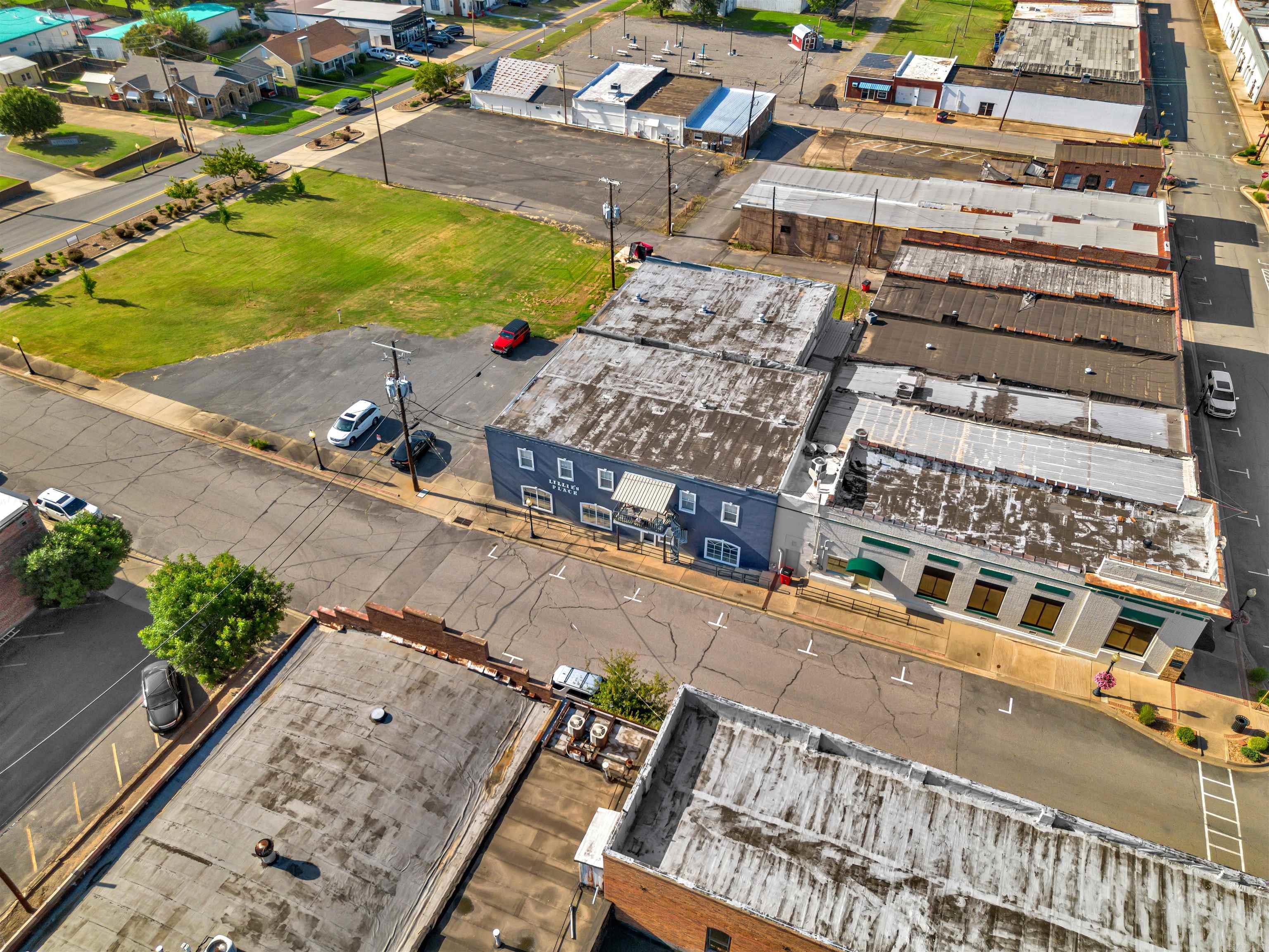 111 Commerce  Morrilton, AR