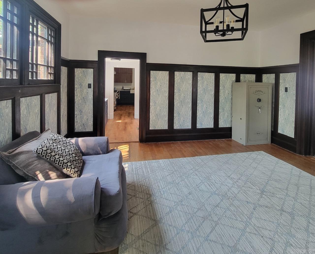 476 E Boswell  Batesville, AR