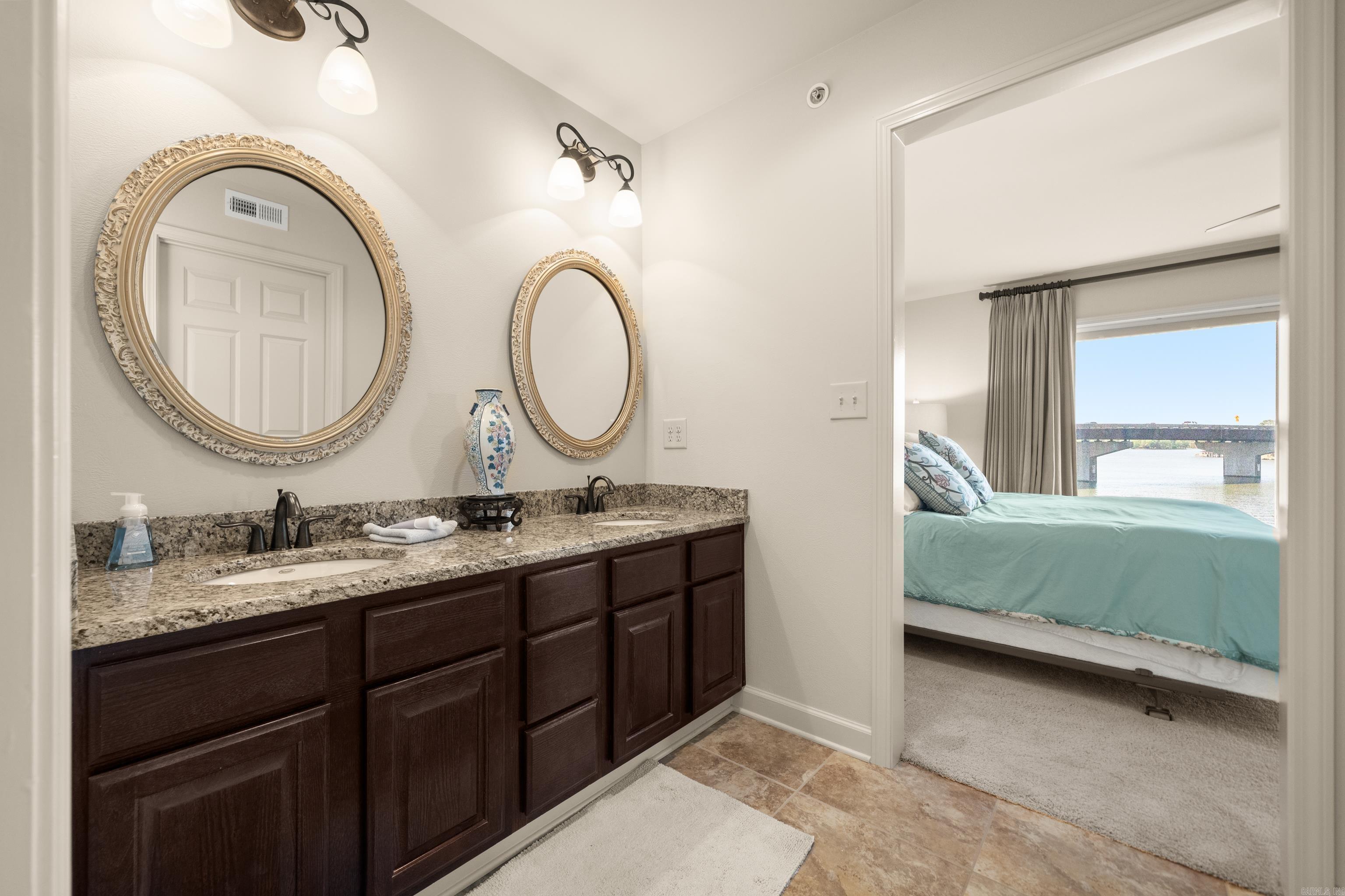 101 long Island  Hot Springs, AR