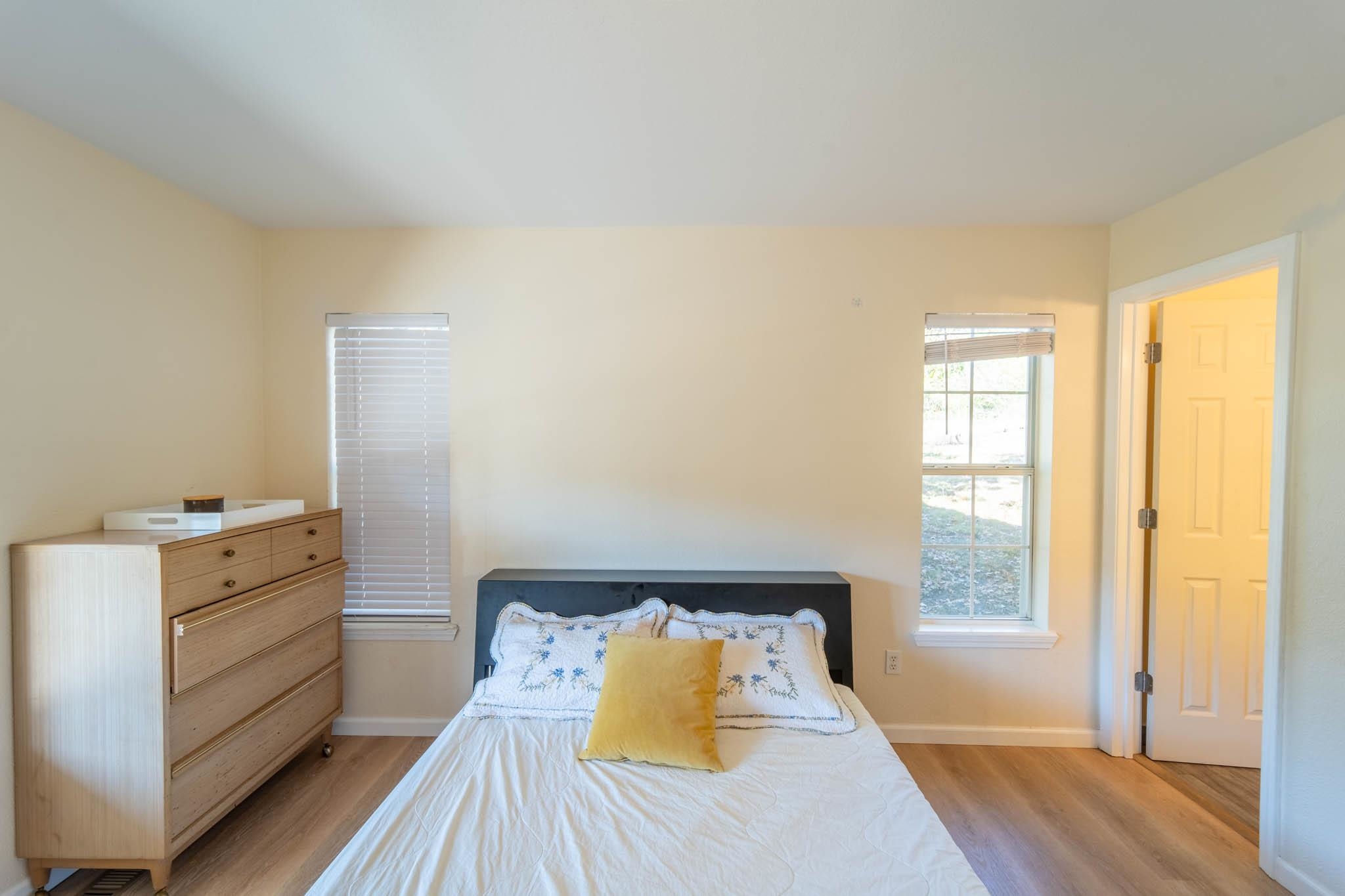 365 County Road 993 Green For., AR 72638