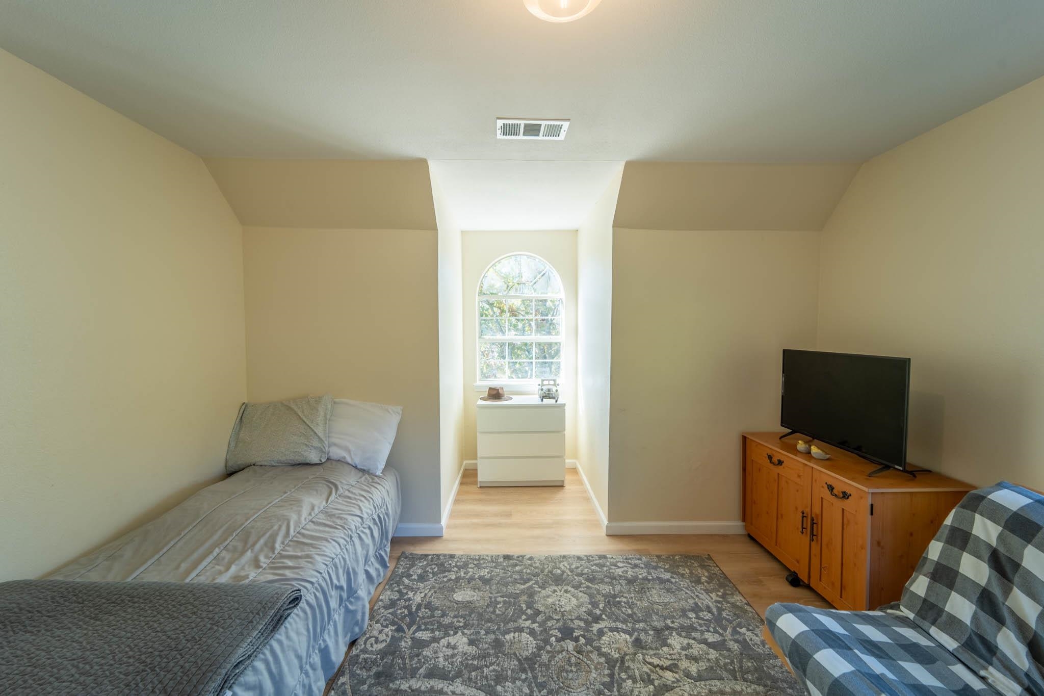 365 County Road 993 Green For., AR 72638