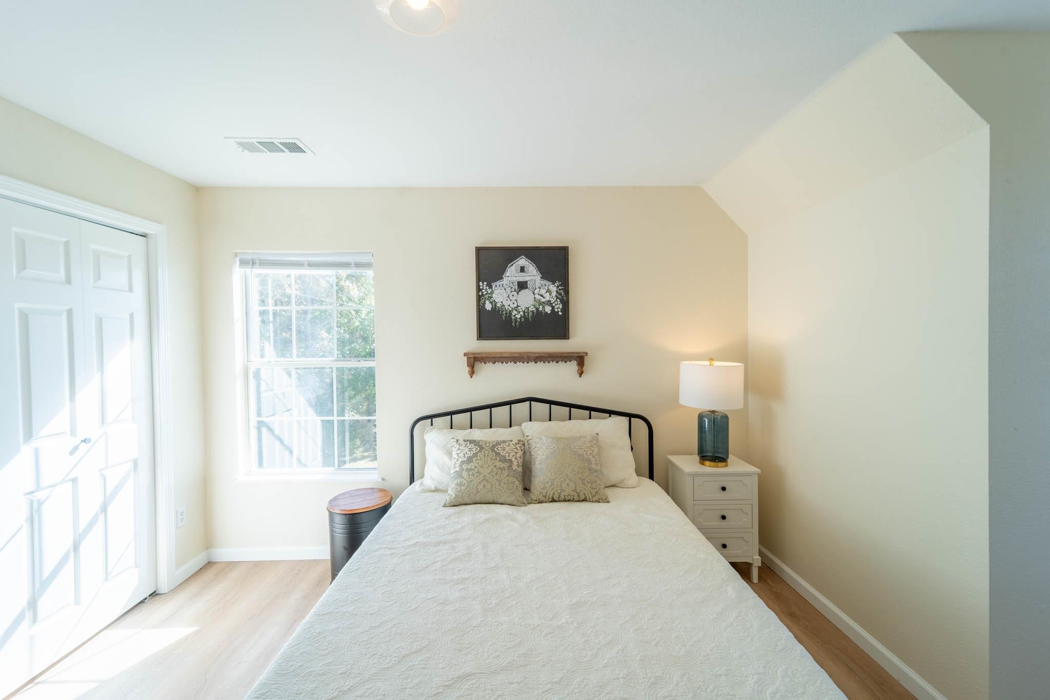 365 County Road 993 Green For., AR 72638