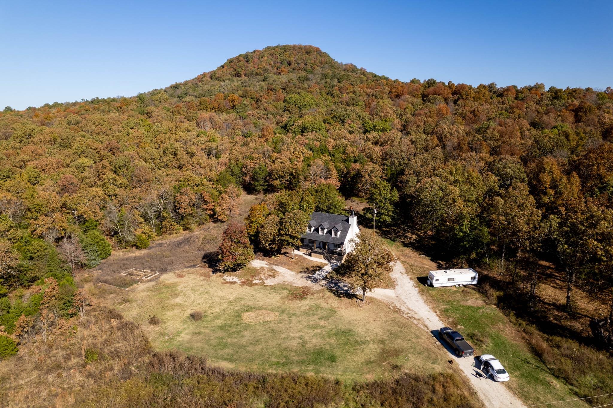 365 County Road 993 Green For., AR 72638