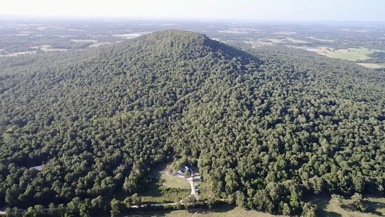 365 County Road 993 Green For., AR 72638