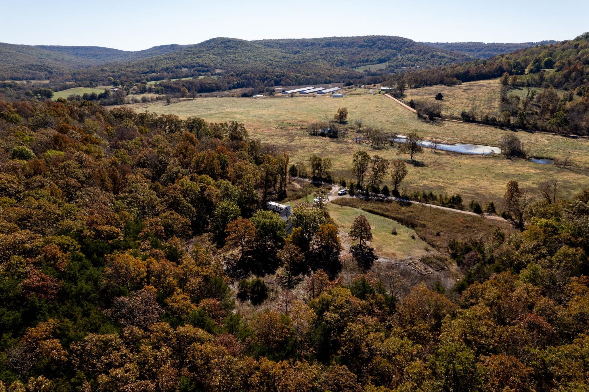 365 County Road 993 Green For., AR 72638