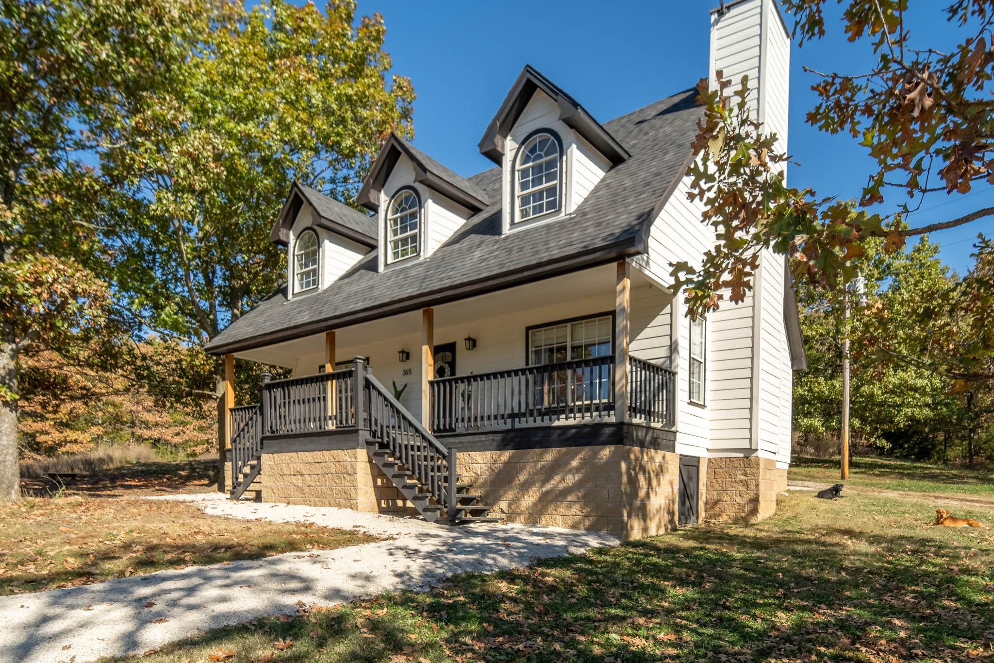 365 County Road 993 Green For., AR 72638