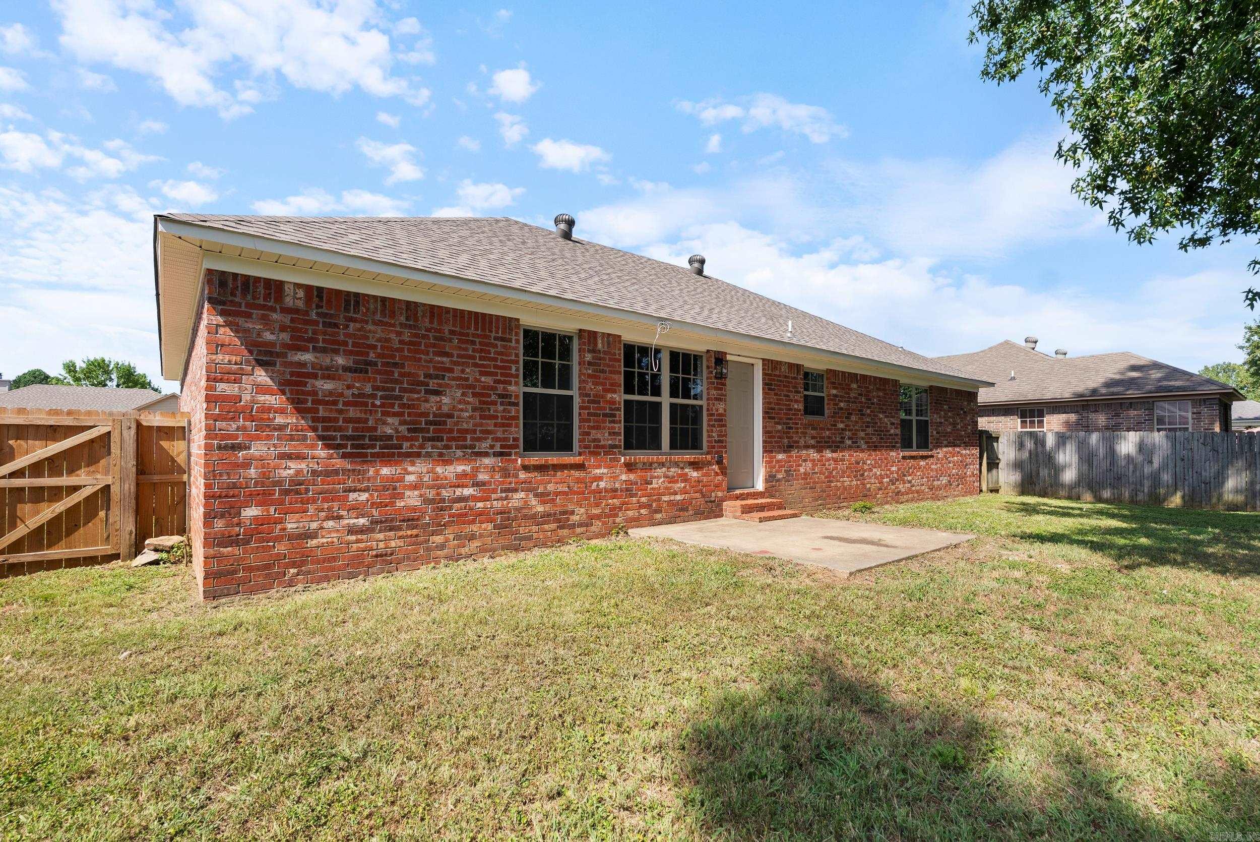 4 Bishop  Conway, AR