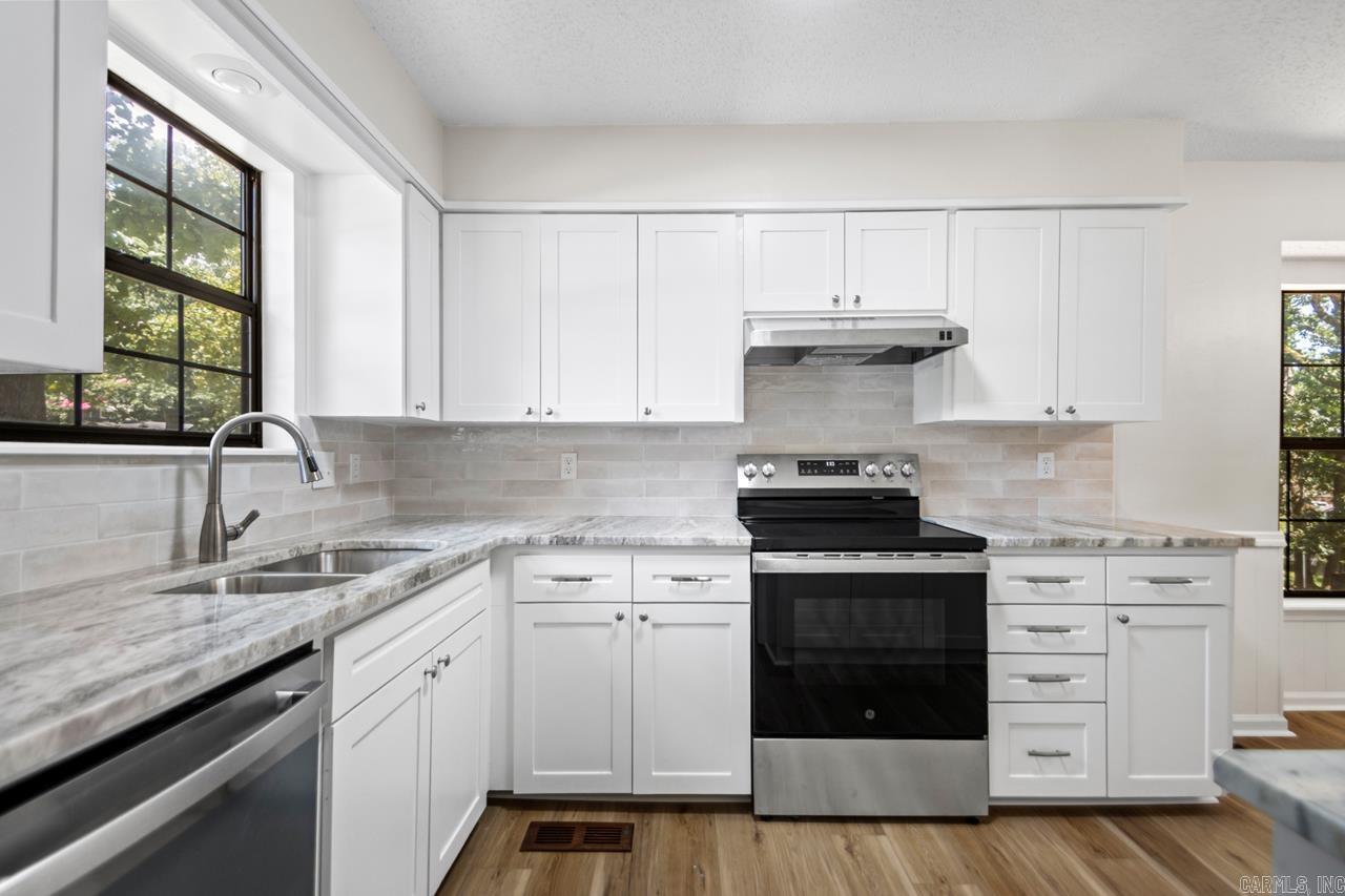 115 Elwood Sherwood, AR 72120