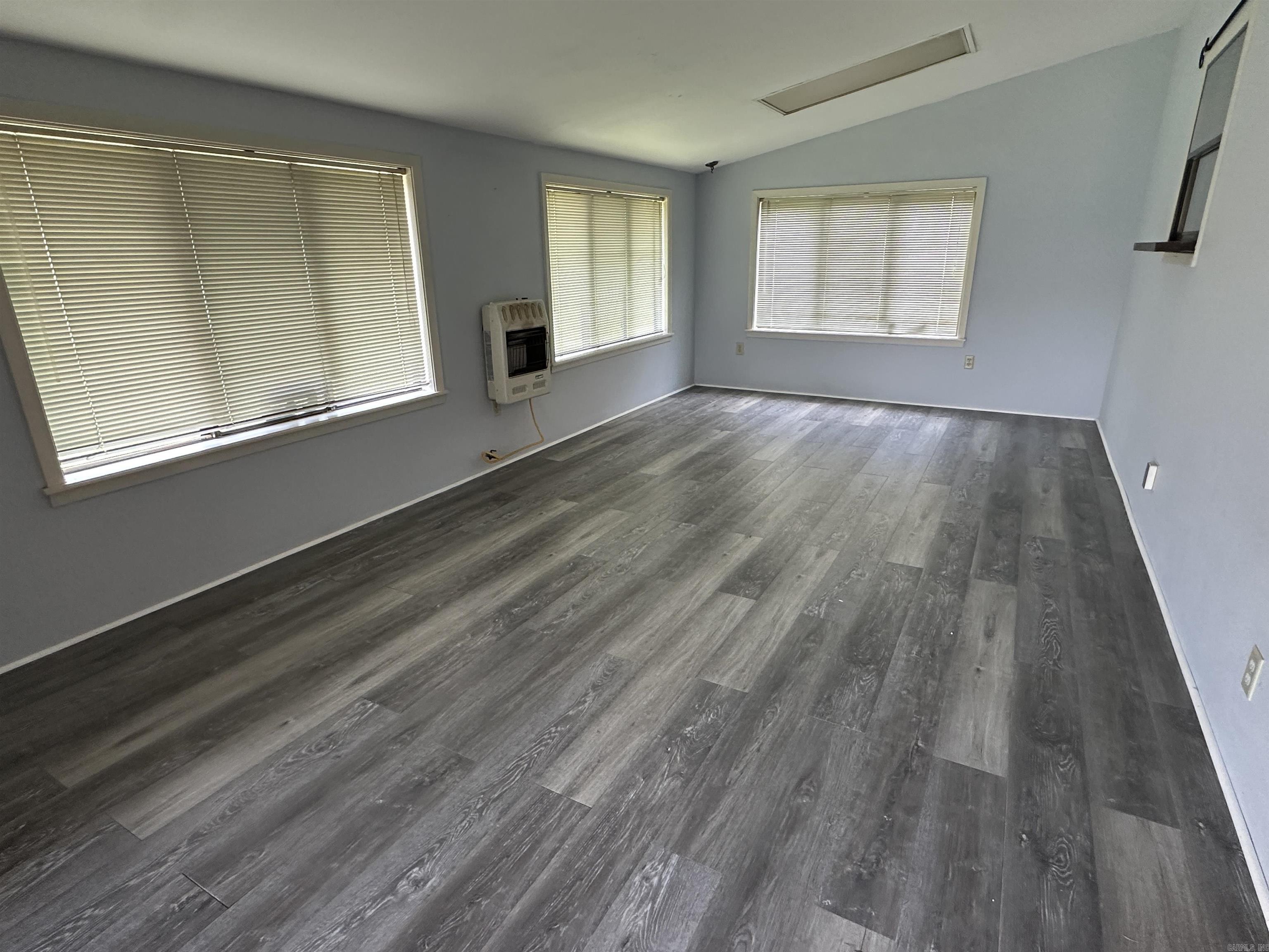 1721 Lakeshore Drive Heber Springs, AR 72543