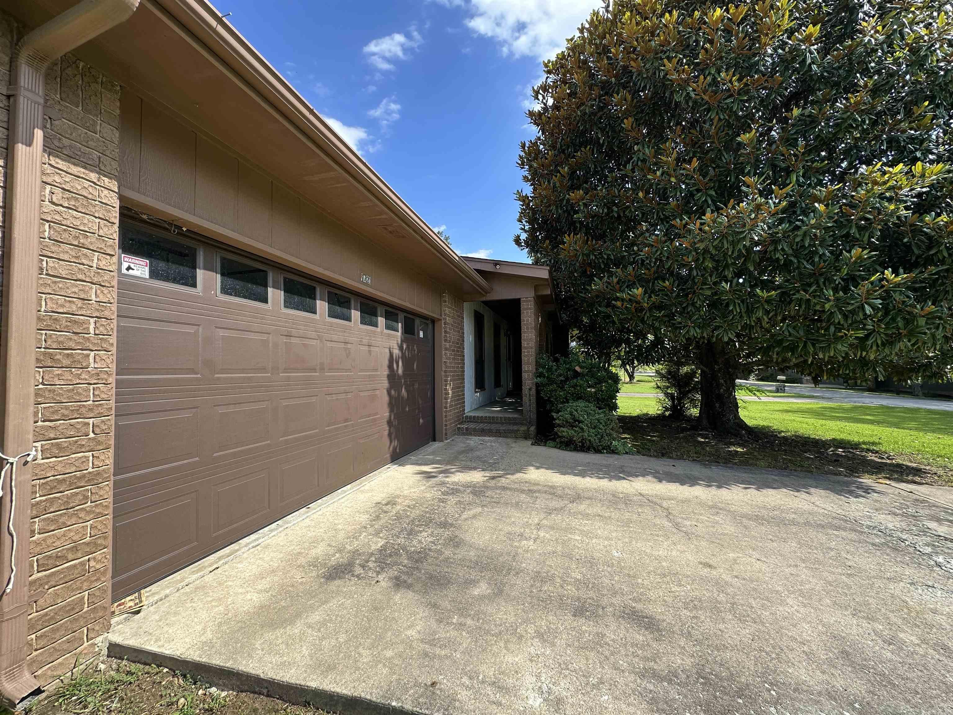 1721 Lakeshore Drive Heber Springs, AR 72543