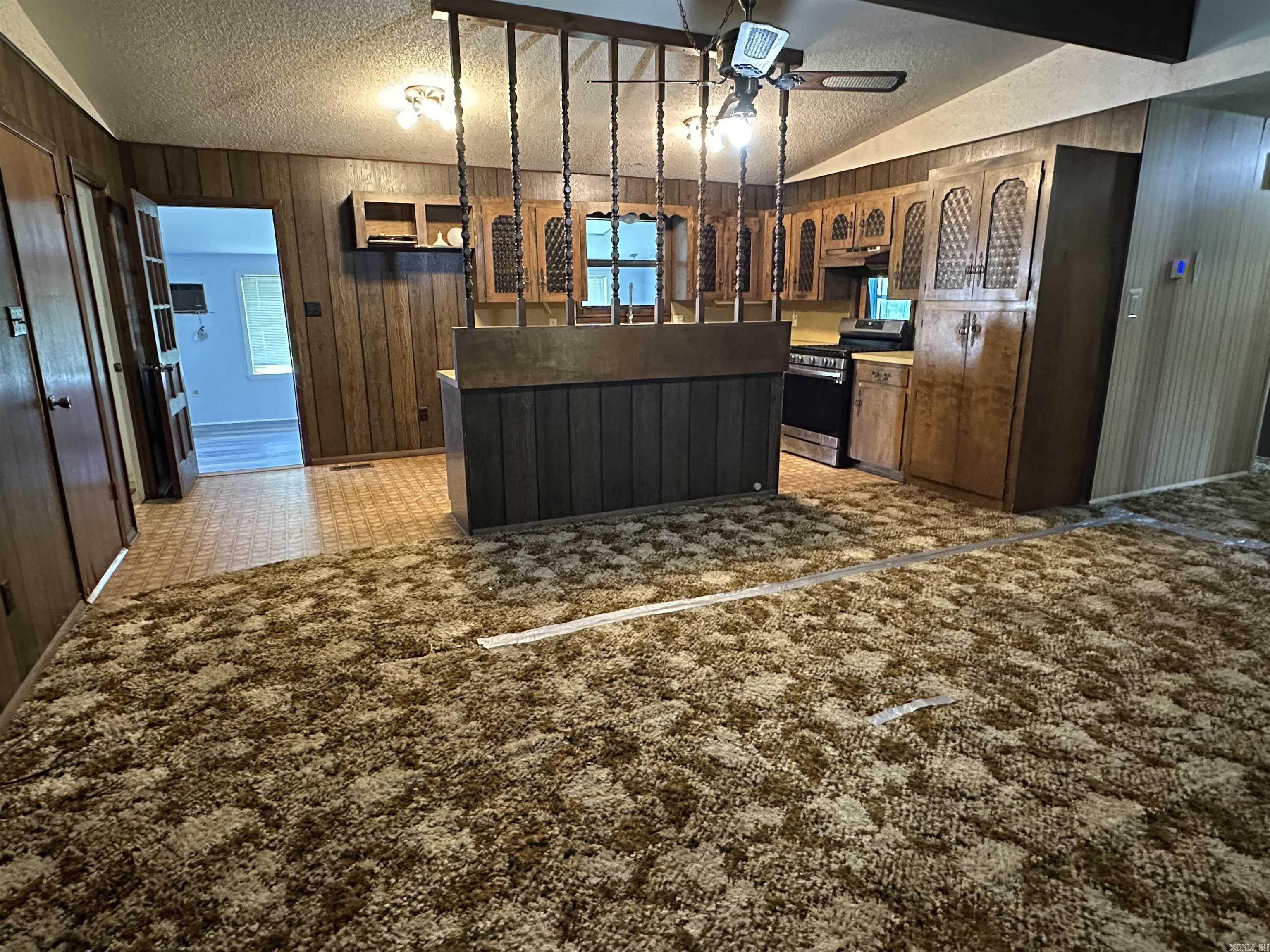 1721 Lakeshore Drive Heber Springs, AR 72543