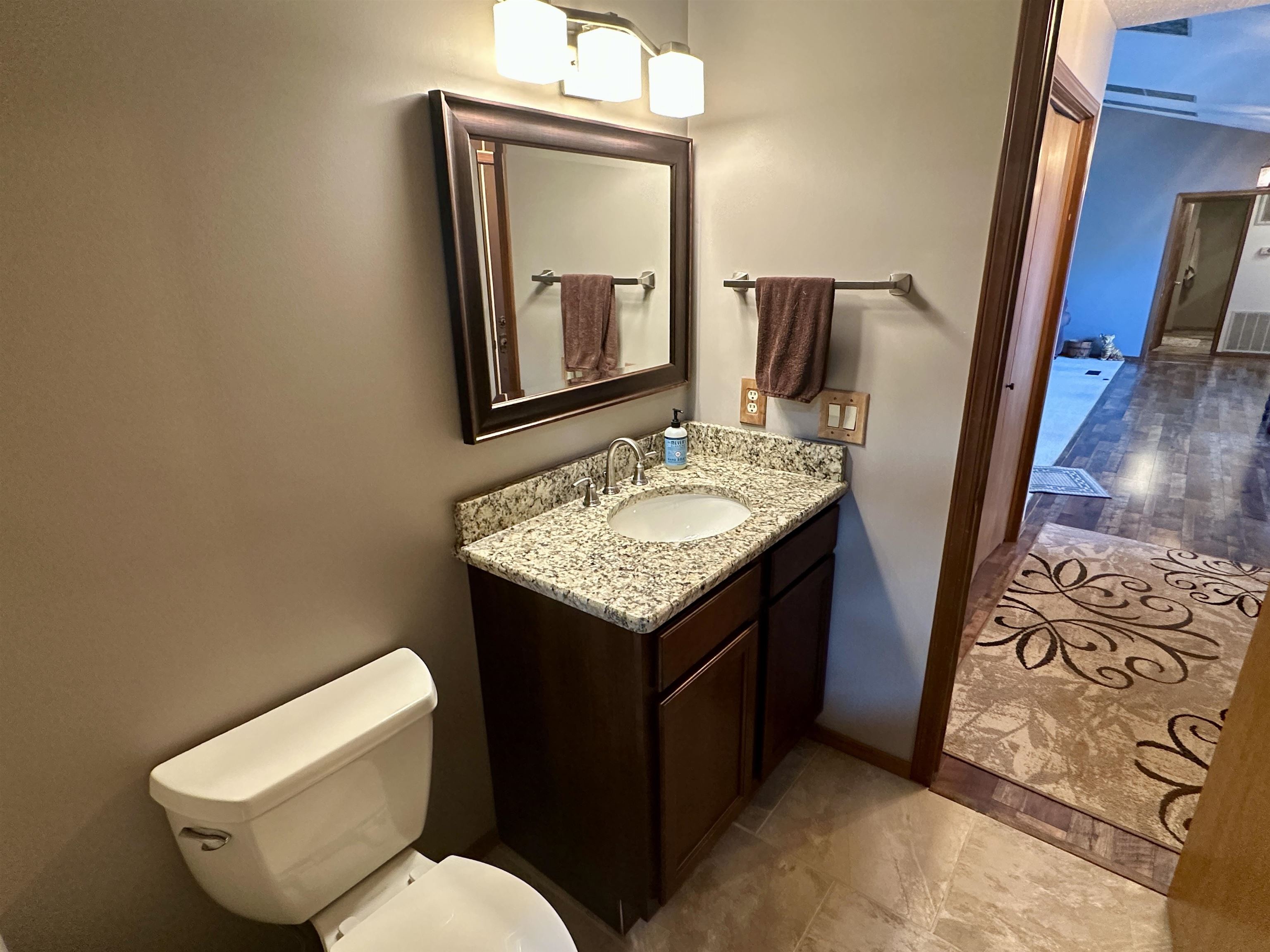 1712 Van Buren Ave Mountain Home, AR 72653