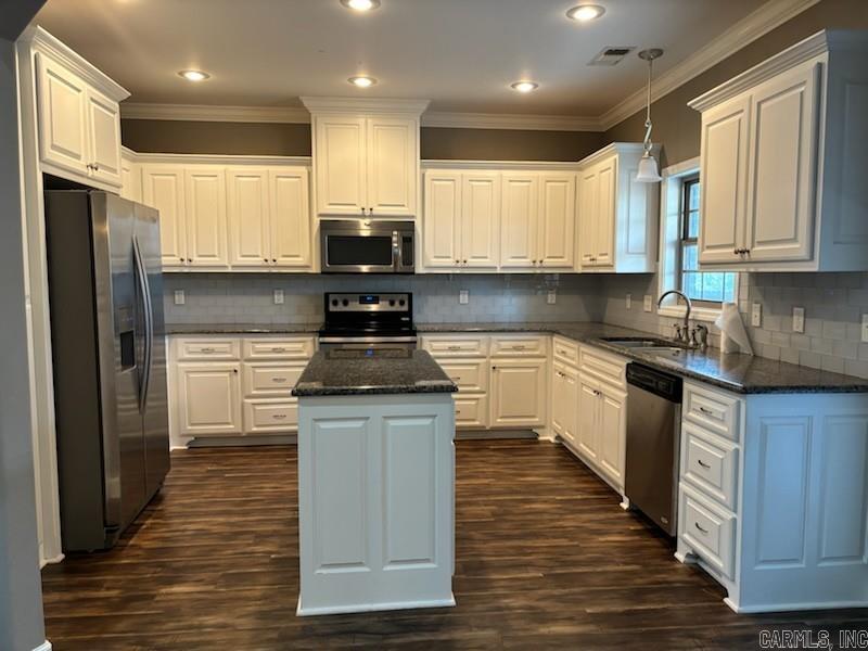 197 Waverly Circle El Dorado, AR 71730-9999