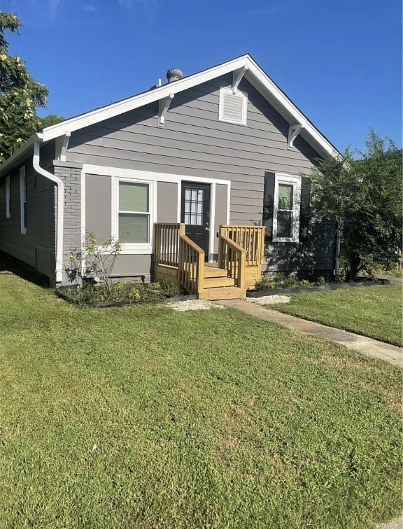 817 Maple St North Little Rock, AR 72114