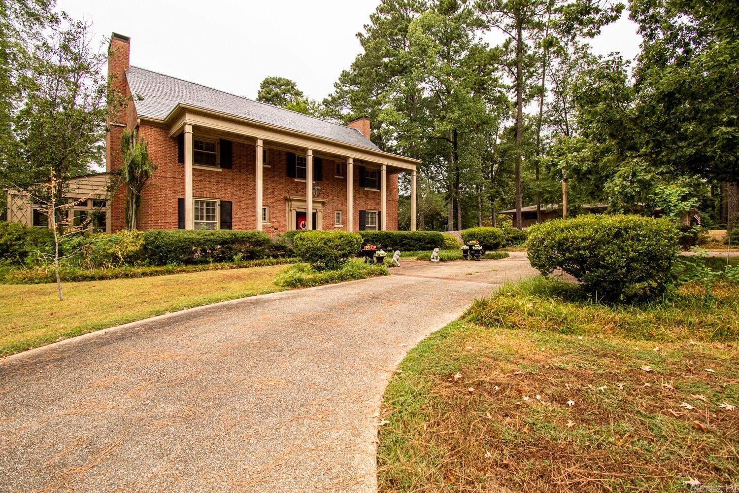 1800 N Madison Street El Dorado, AR 71730