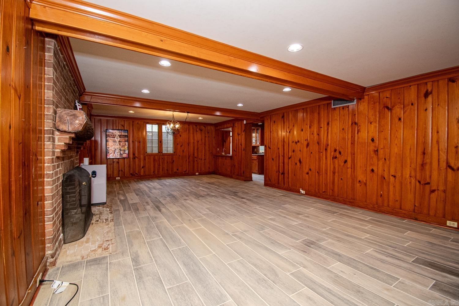 1800 N Madison Street El Dorado, AR 71730