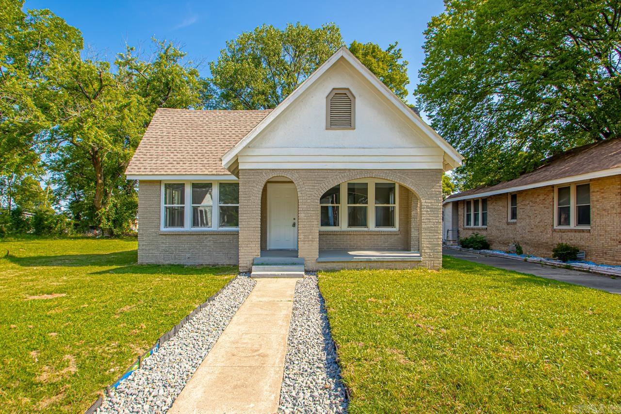 2307 E 2nd  North Little Rock, AR