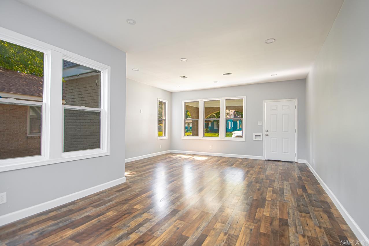 2307 E 2nd  North Little Rock, AR