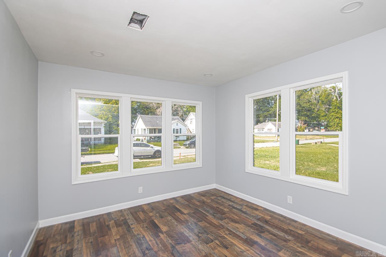 2307 E 2nd  North Little Rock, AR