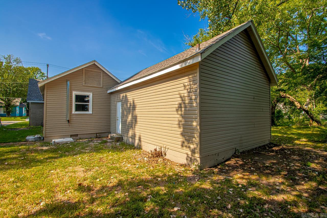 2307 E 2nd  North Little Rock, AR