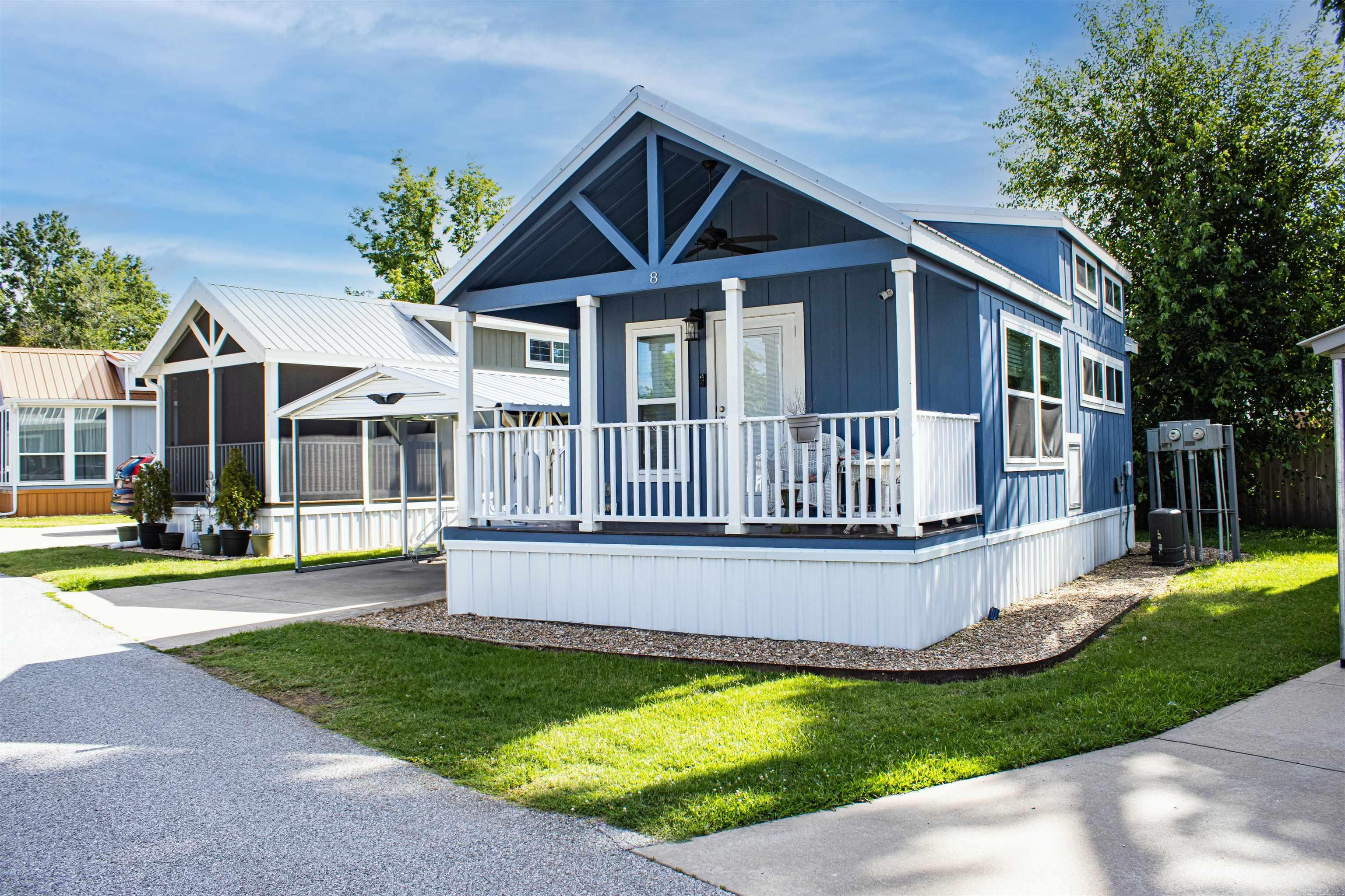 1014 W Olive  Rogers, AR