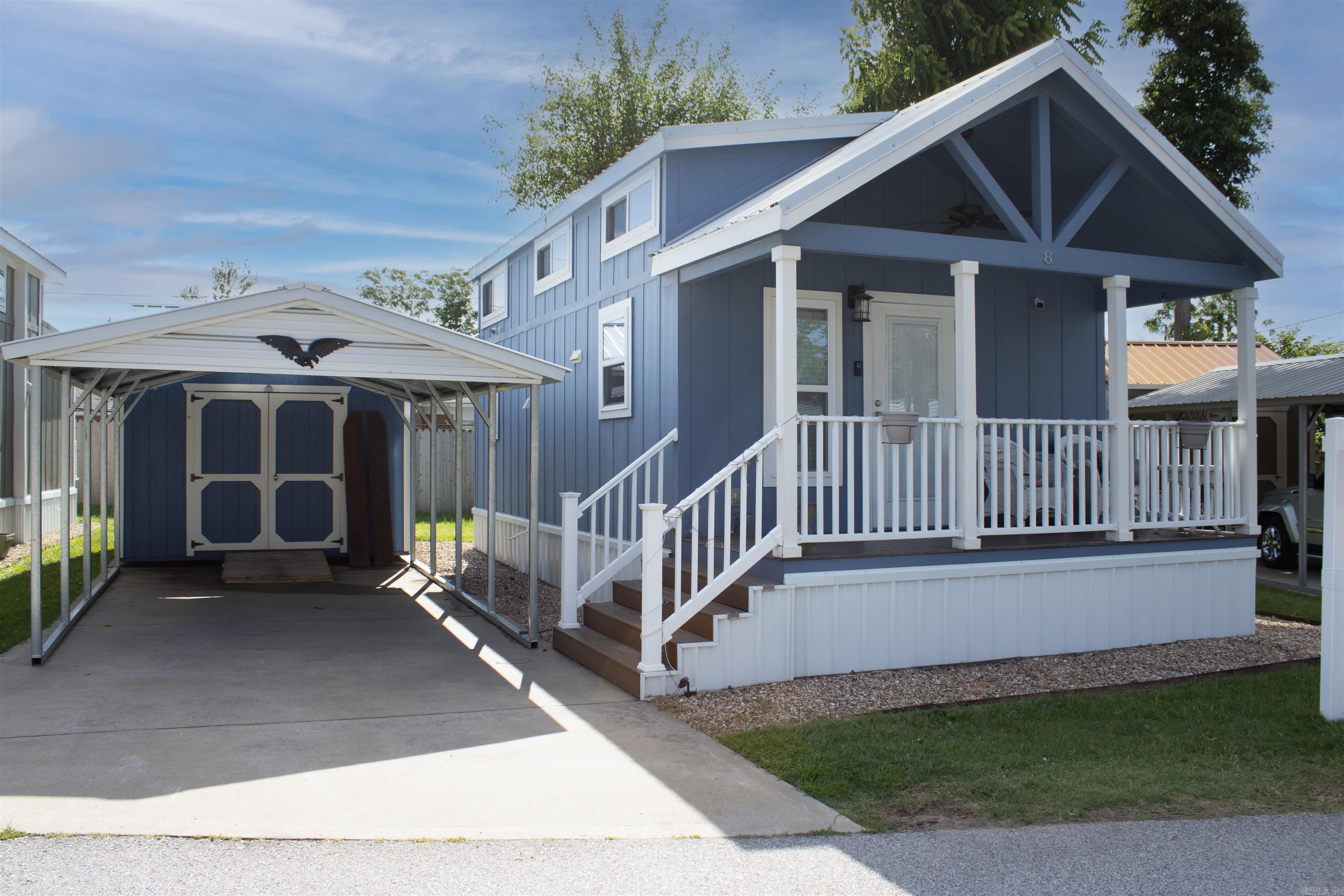 1014 W Olive  Rogers, AR