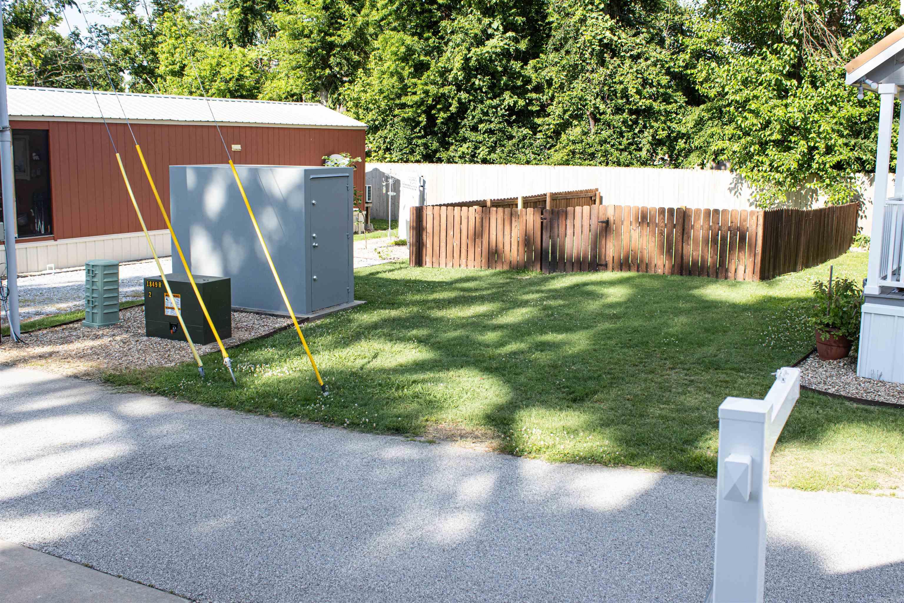 1014 W Olive  Rogers, AR