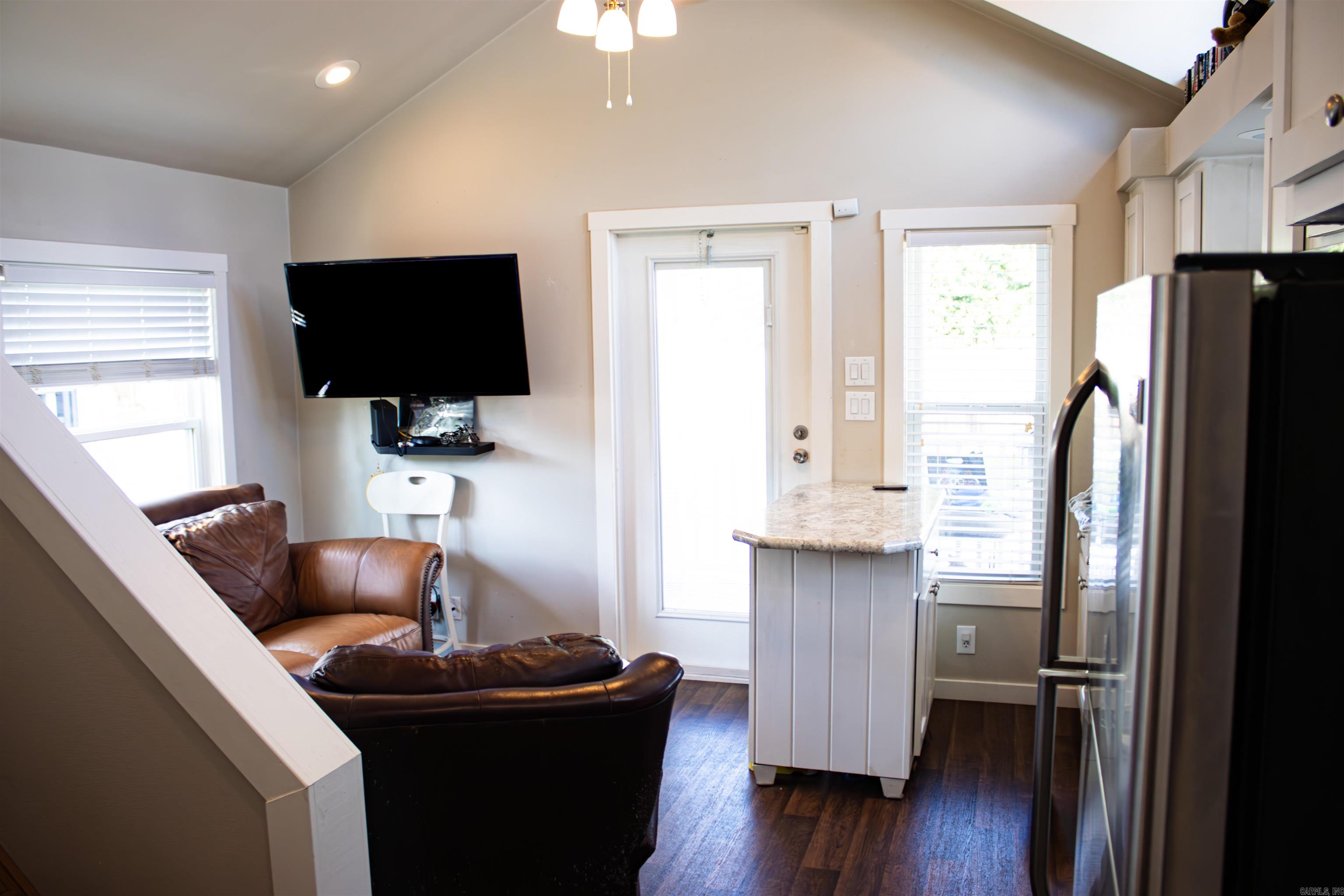 1014 W Olive  Rogers, AR