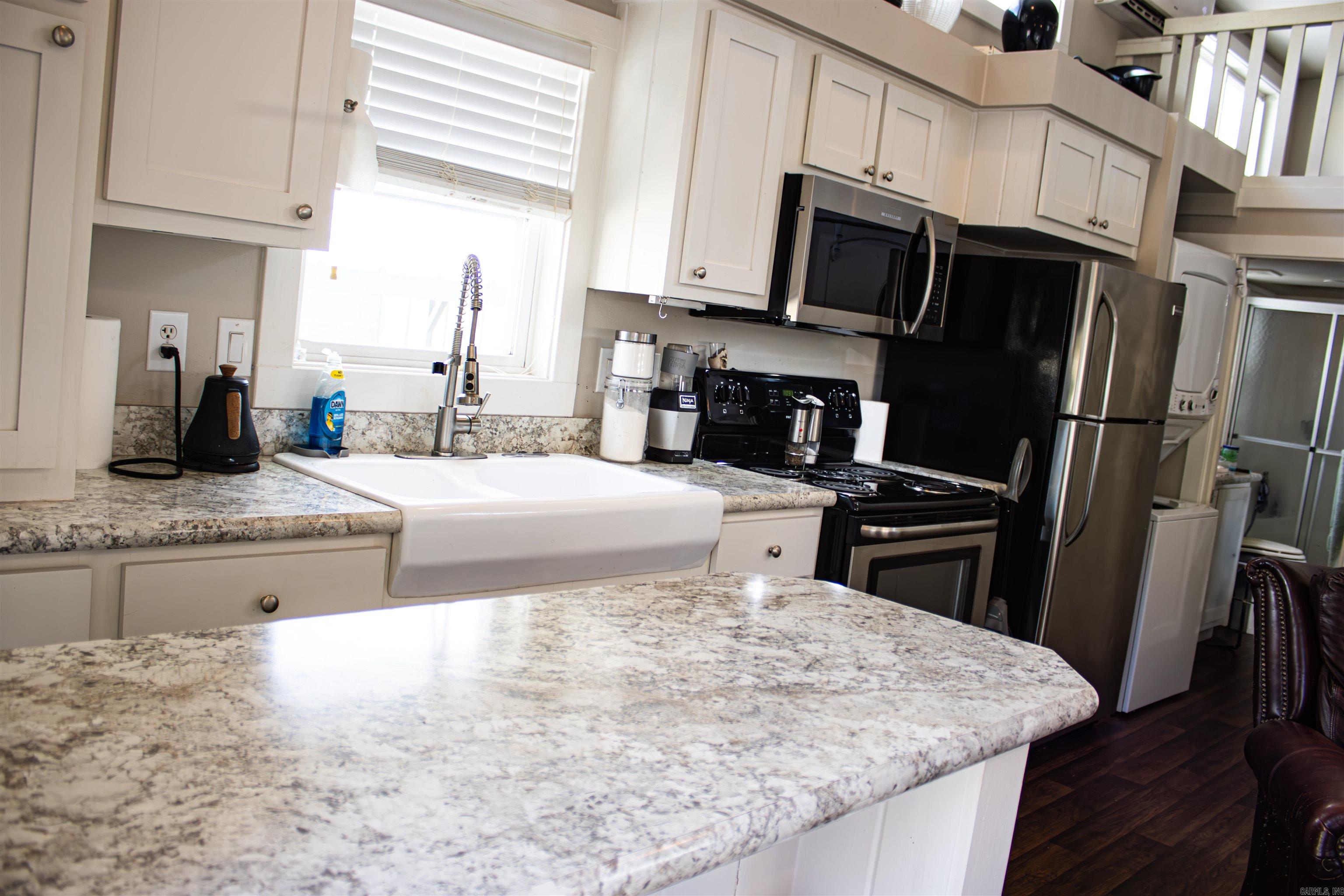 1014 W Olive  Rogers, AR