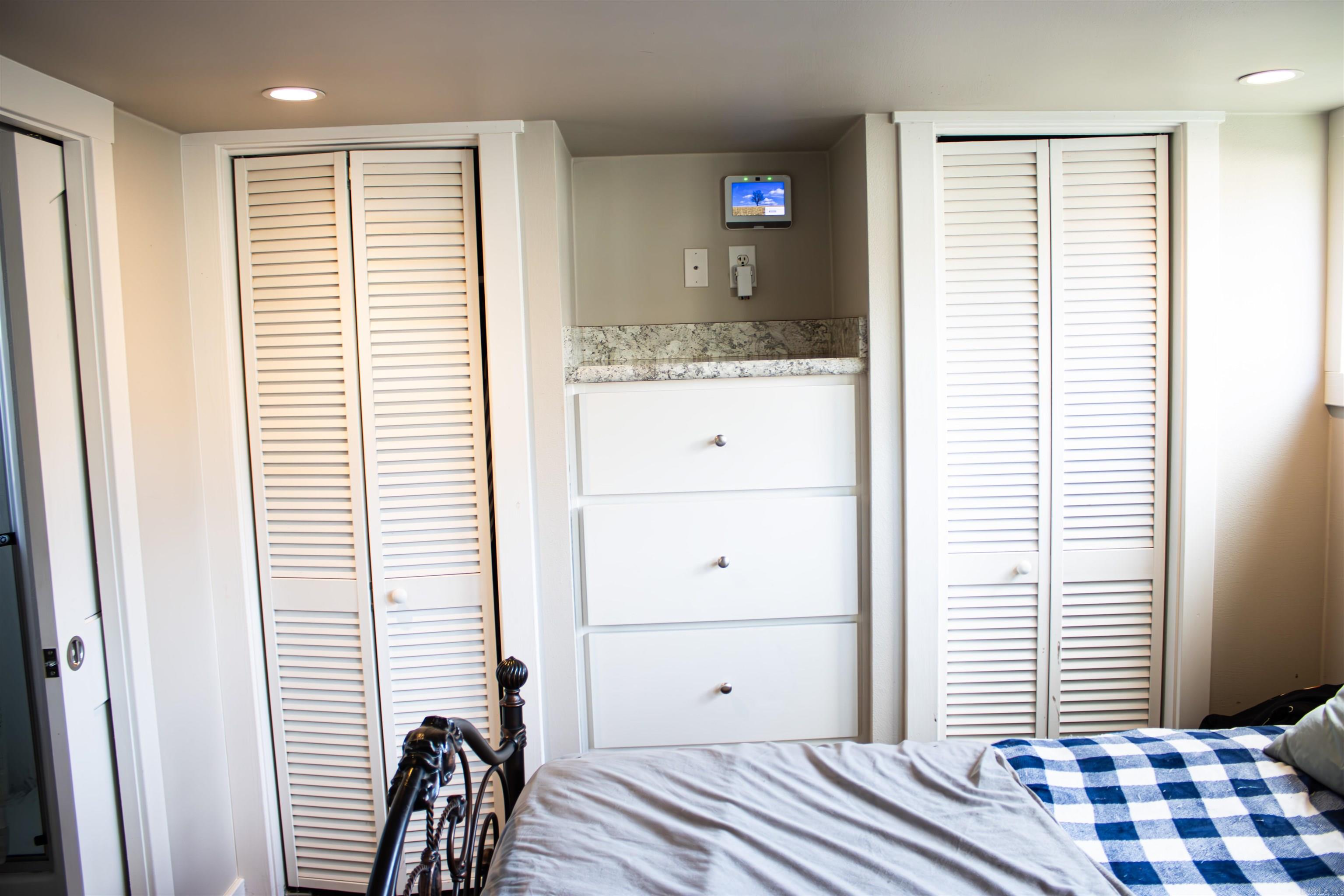 1014 W Olive  Rogers, AR