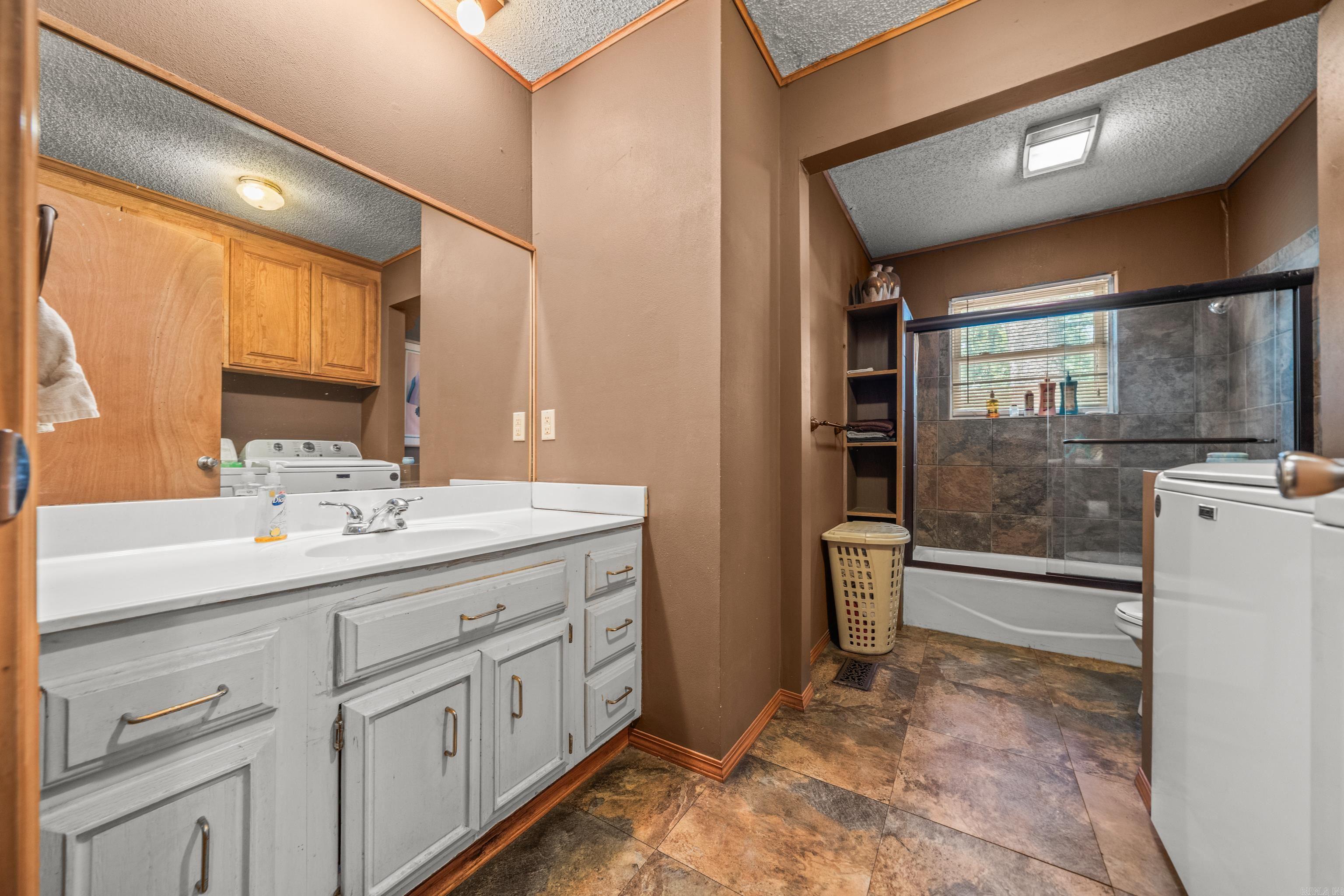 128 Apollo  Hot Springs, AR