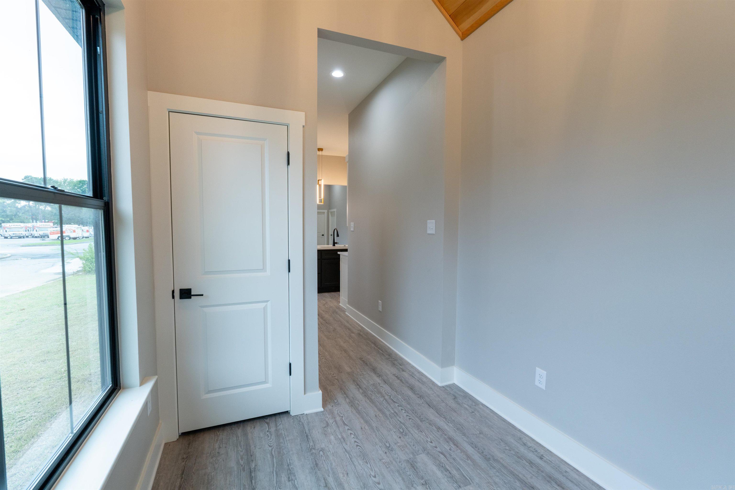 105 Easy Street Maumelle, AR 72113