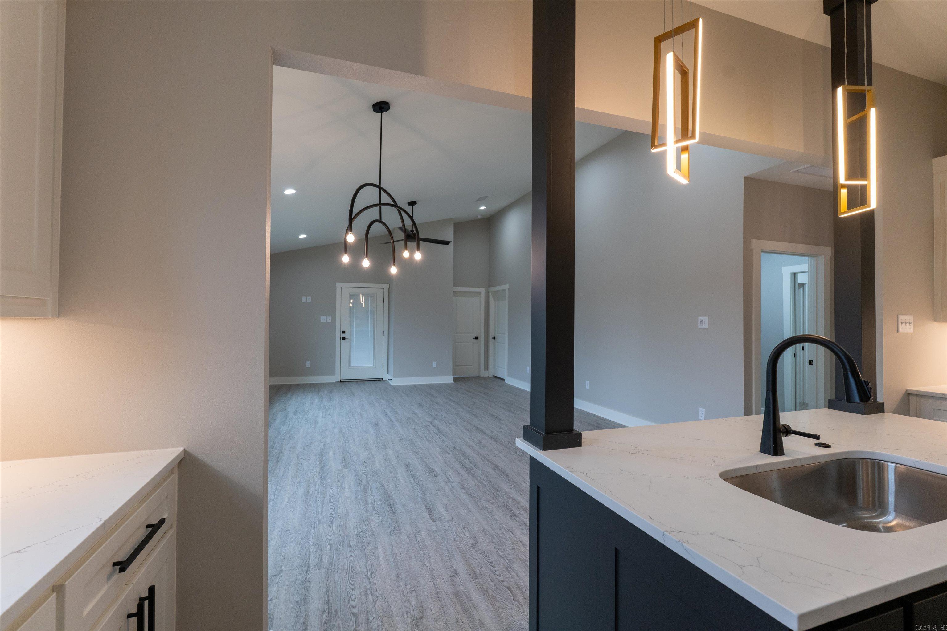 105 Easy Street Maumelle, AR 72113