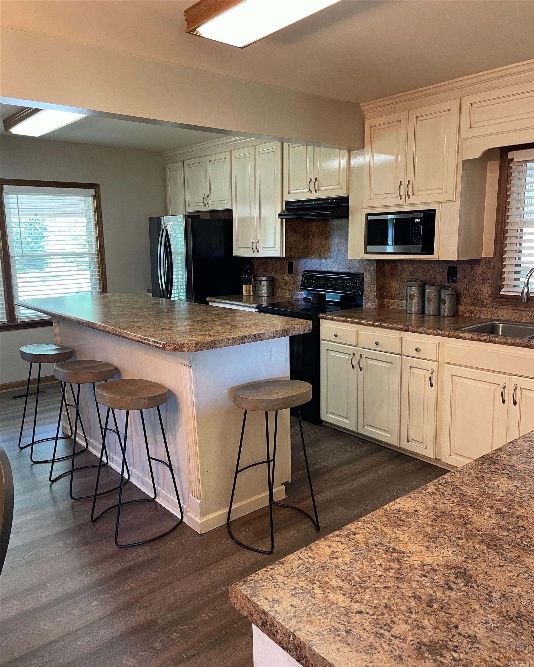 703 Center Street Harrisburg, AR 72432