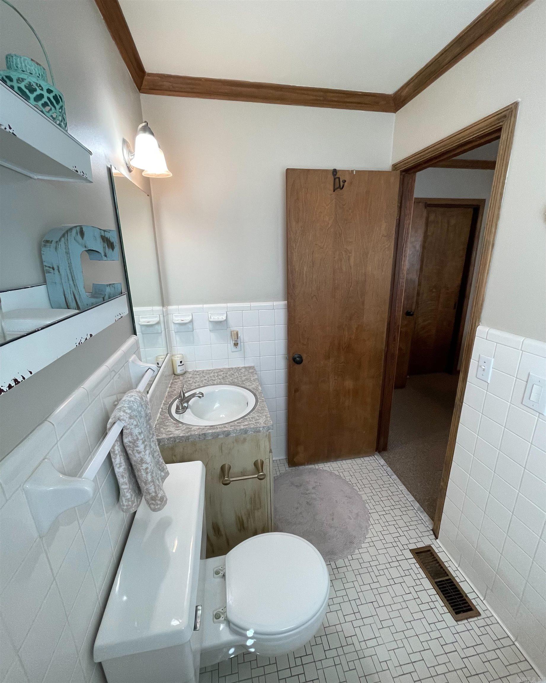 703 Center Street Harrisburg, AR 72432