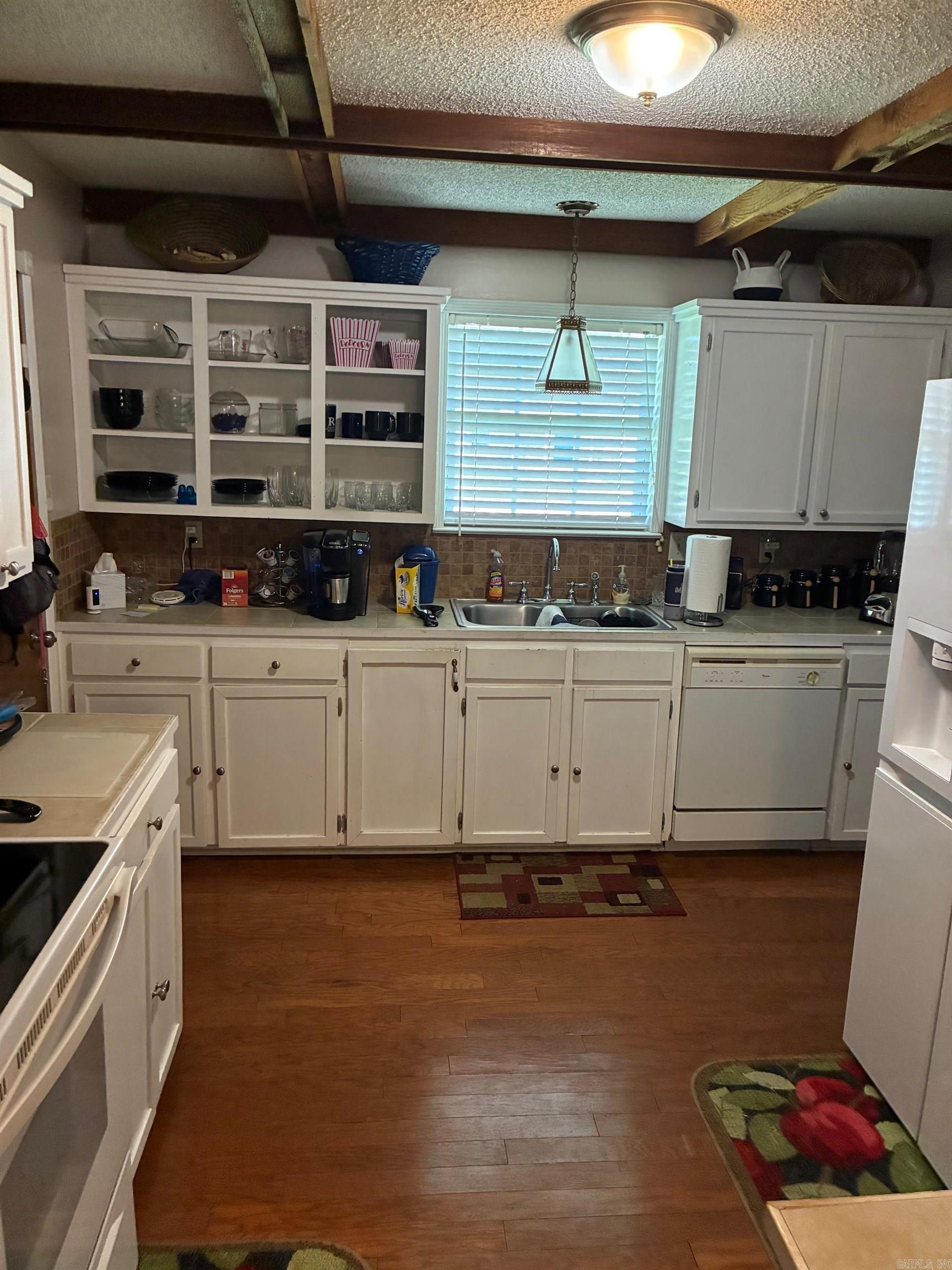 1 Danbury Jacksonville, AR 72076