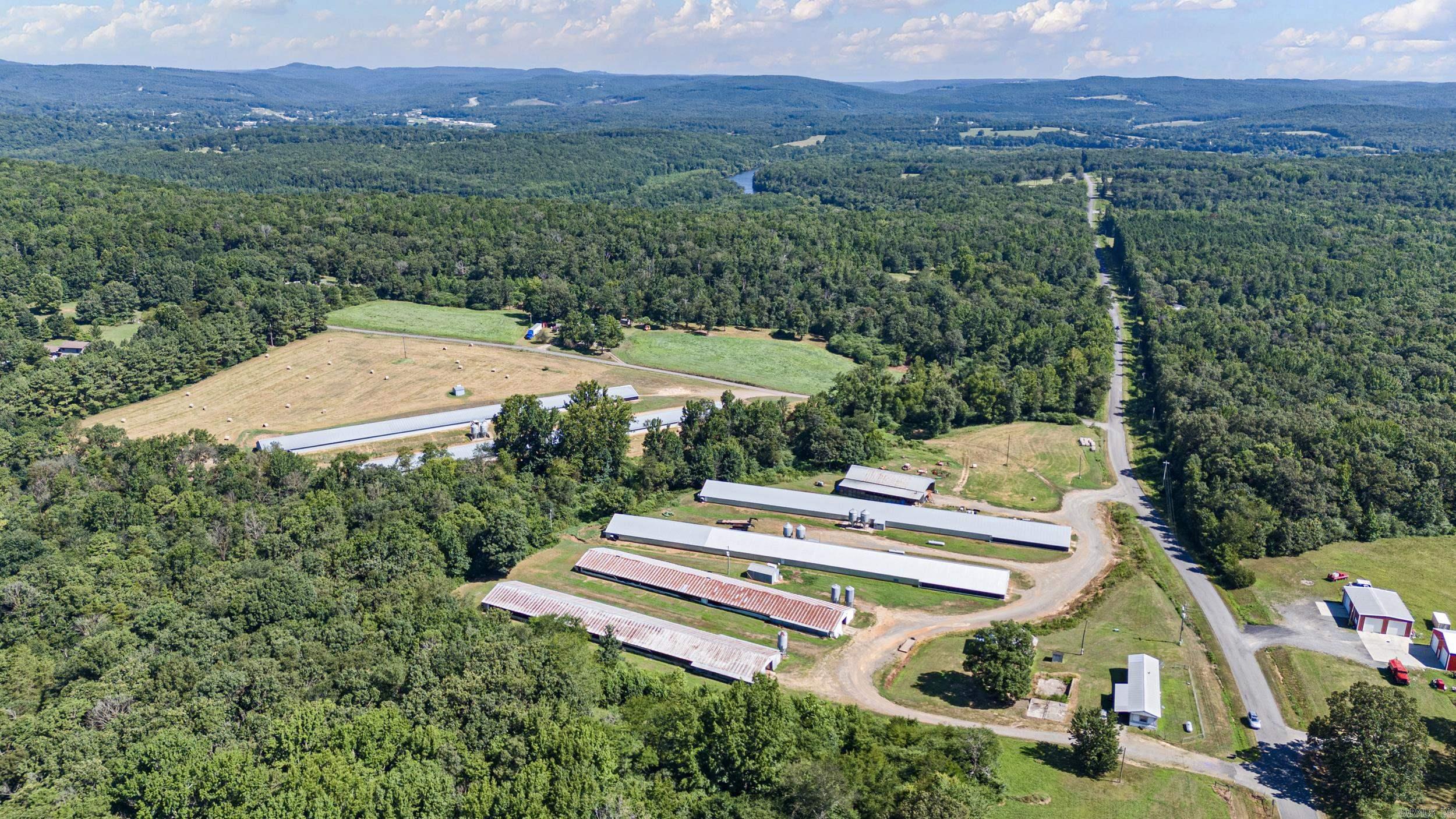 799 Barrens Community Rd  Clinton, AR