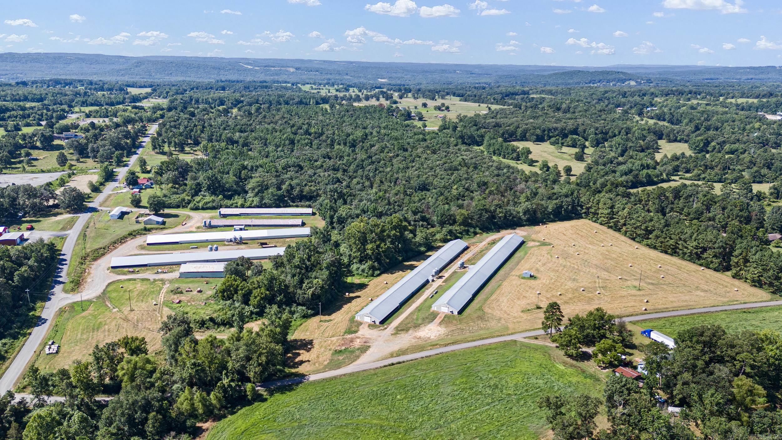 799 Barrens Community Rd  Clinton, AR